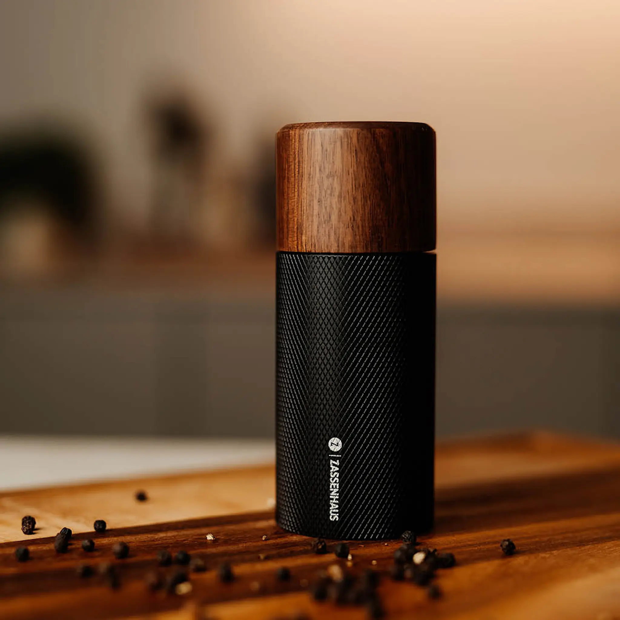 Zassenhaus Performer Pippurimylly 13 cm Pähkinäpuu/Musta