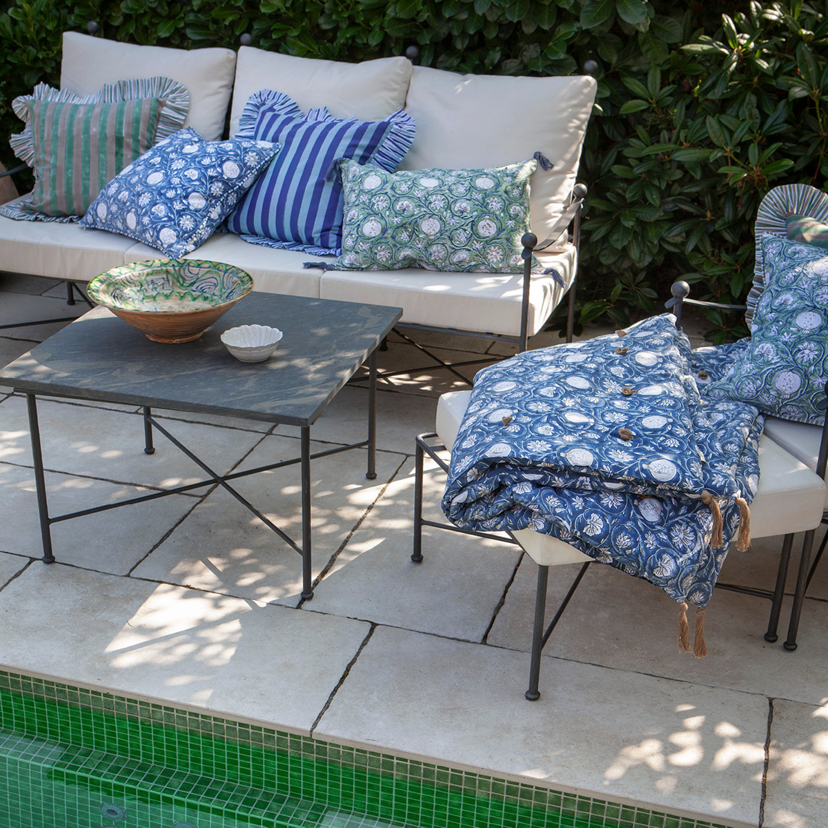 Chamois Tangier Pomegranate Tyynynpäällinen 50x50 cm Blue