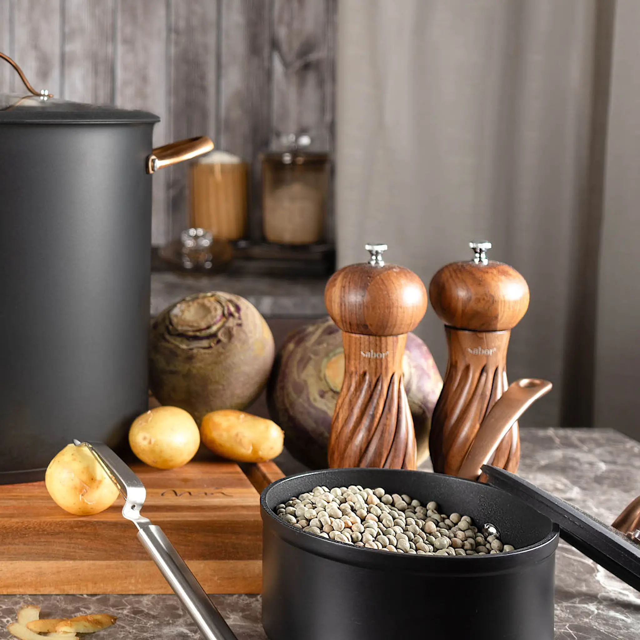 Sabor Saltkvarn 21,5 cm mörkt bokträ