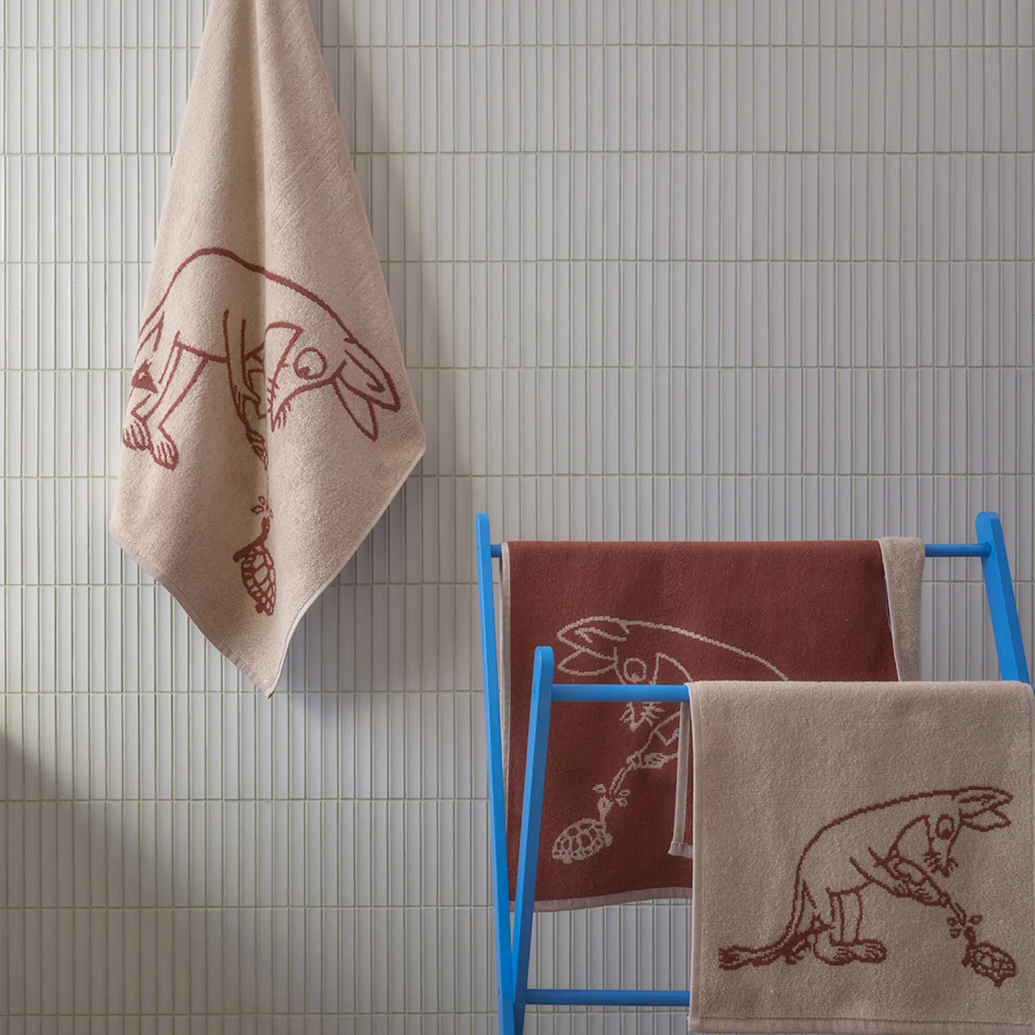 Moomin Arabia Mummi håndkle 30x50 cm Sniff