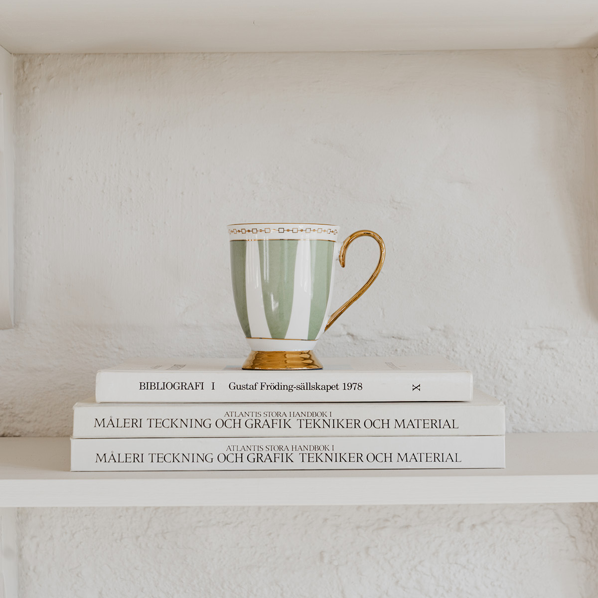 Hilke Strisce Salvia kopp med fat 22 cl grön