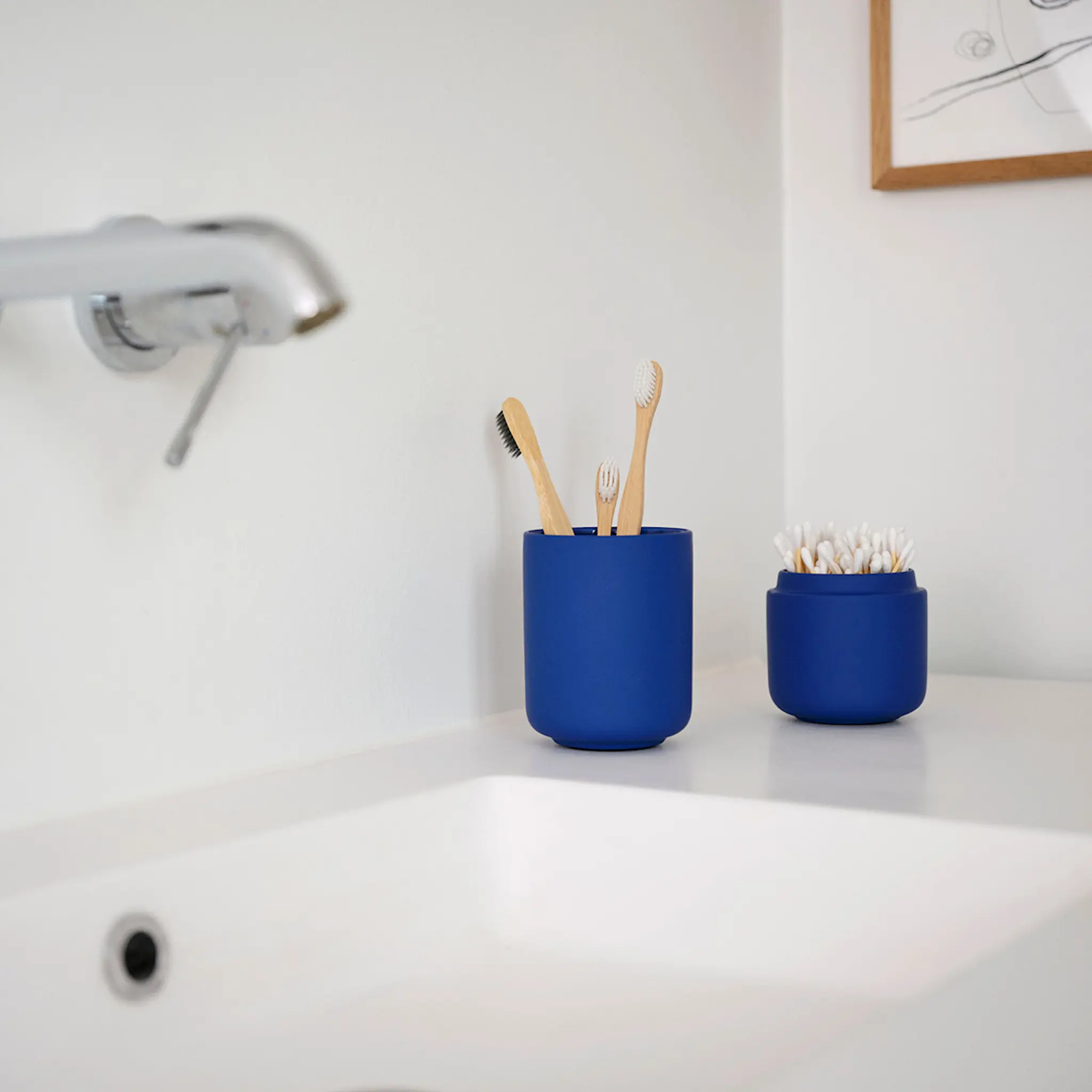 Zone Ume tannbørsteholder 10 cm indigo blue hover
