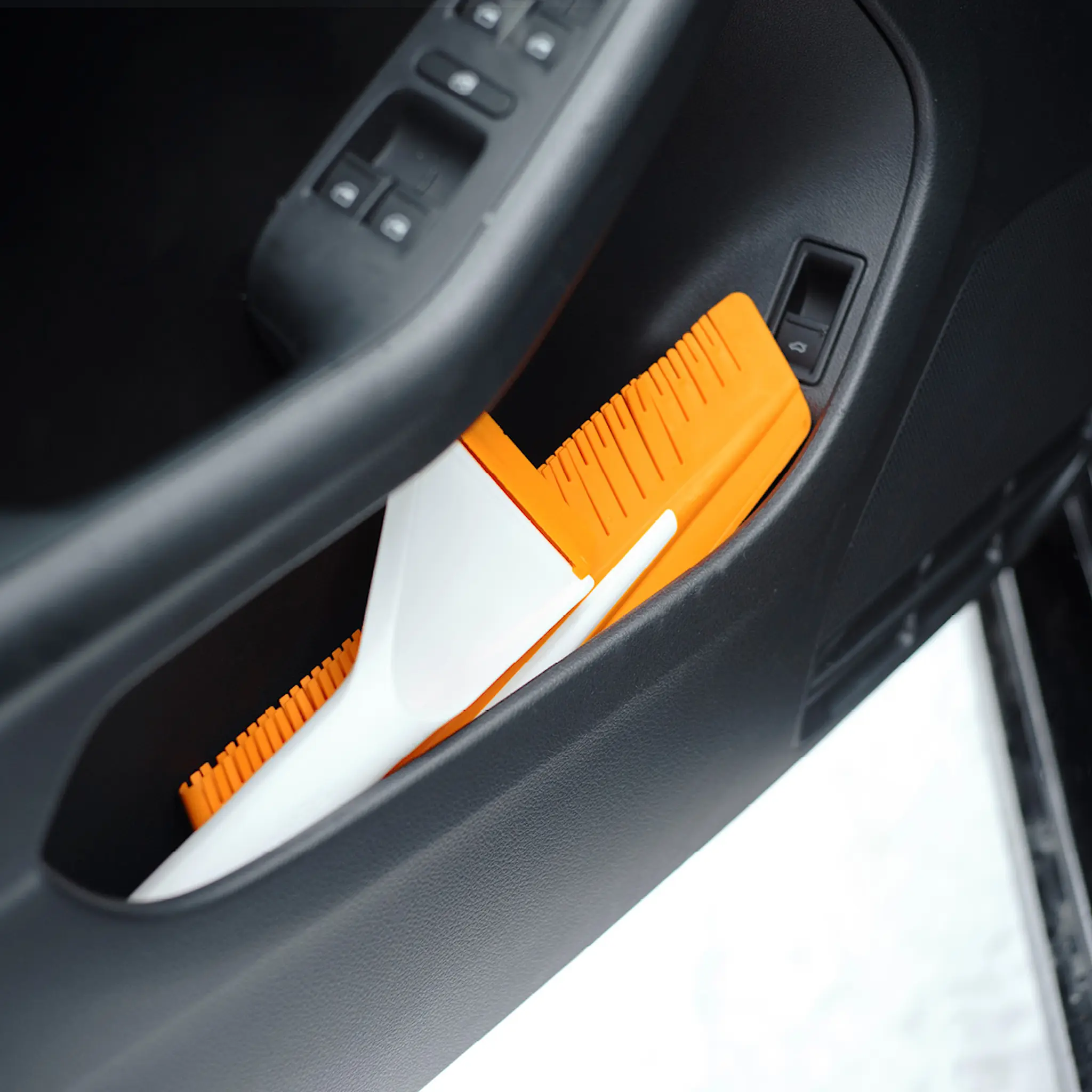 Fiskars SnowXpert™ Harja/jääraappa 67,5 cm Valkoinen/Oranssi