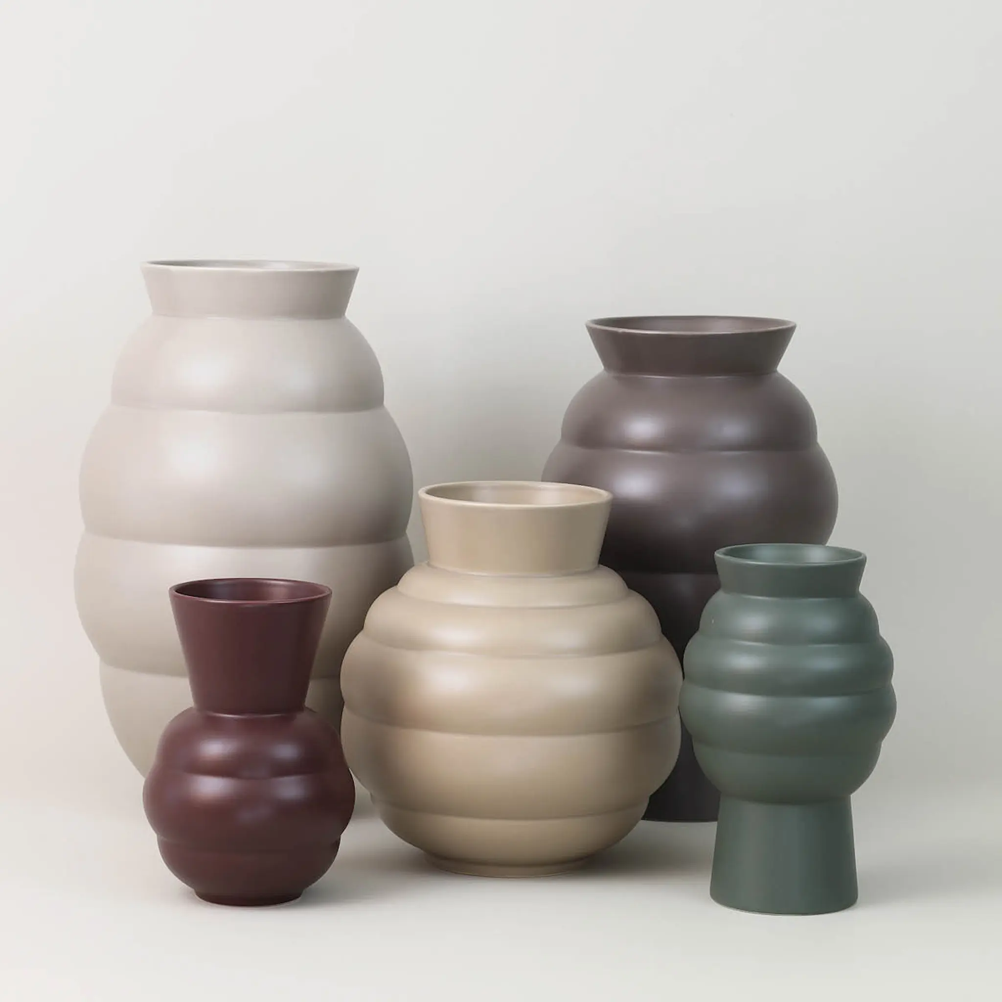 Knabstrup Keramik Tortus Archie vas No.1 21 cm bordeaux