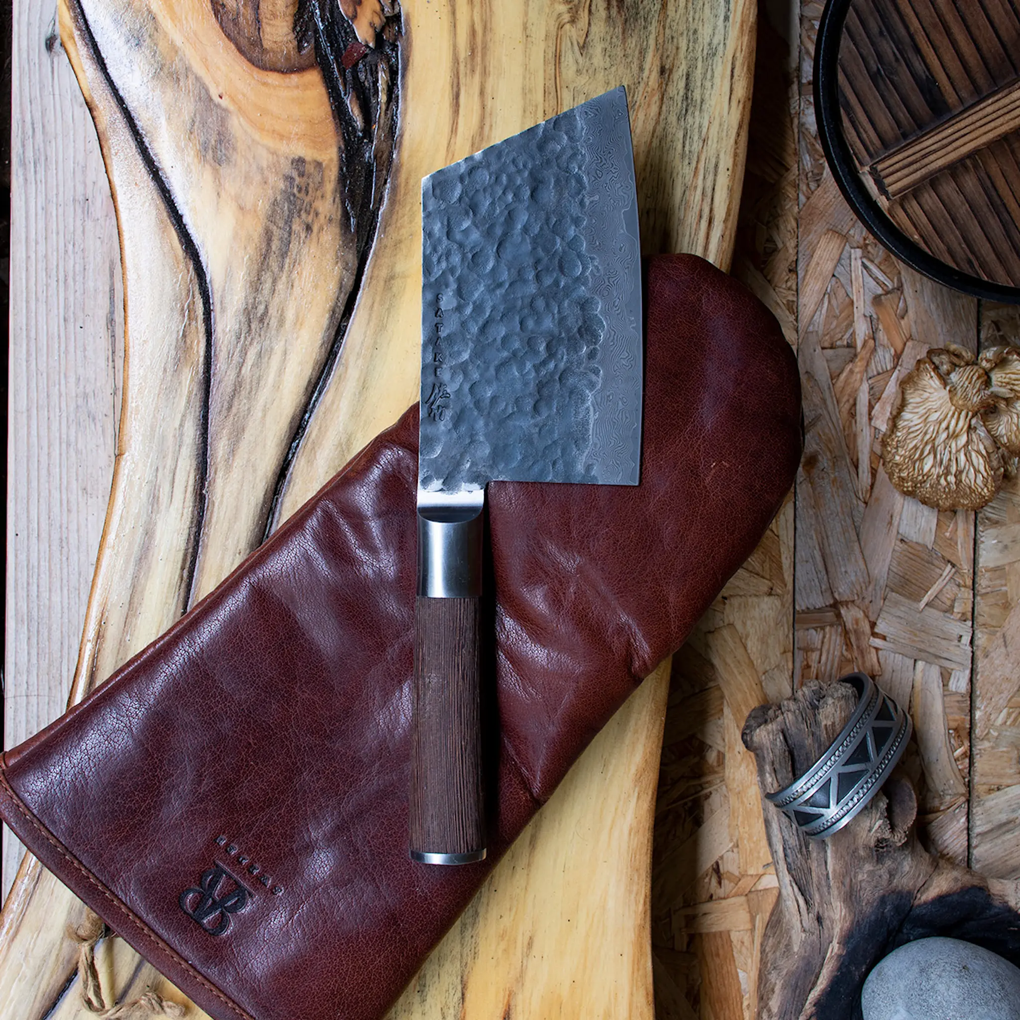 Satake Kuro Sakata Hackkniv 14 cm