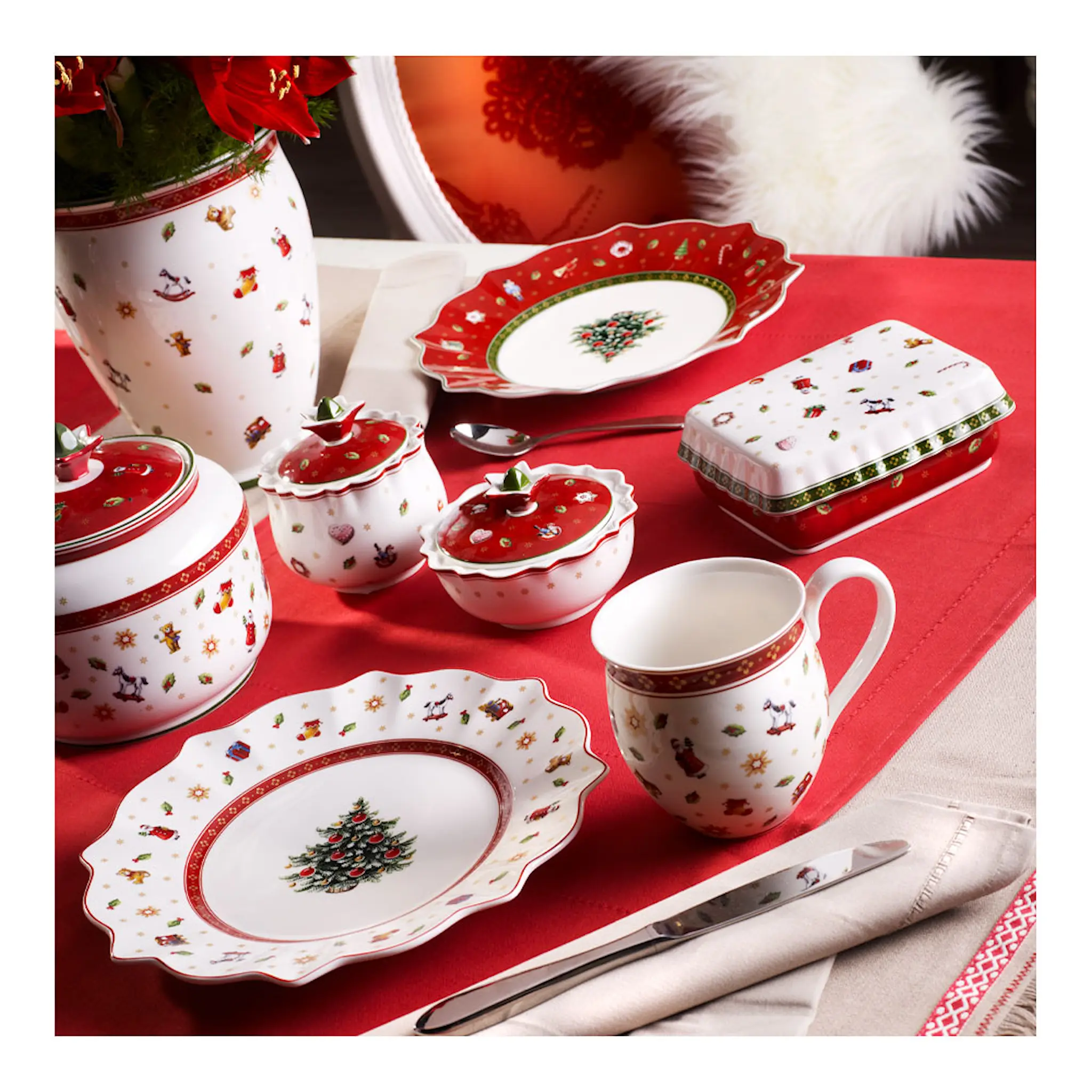Villeroy & Boch Toy's Delight mugg 39 cl vit/röd
