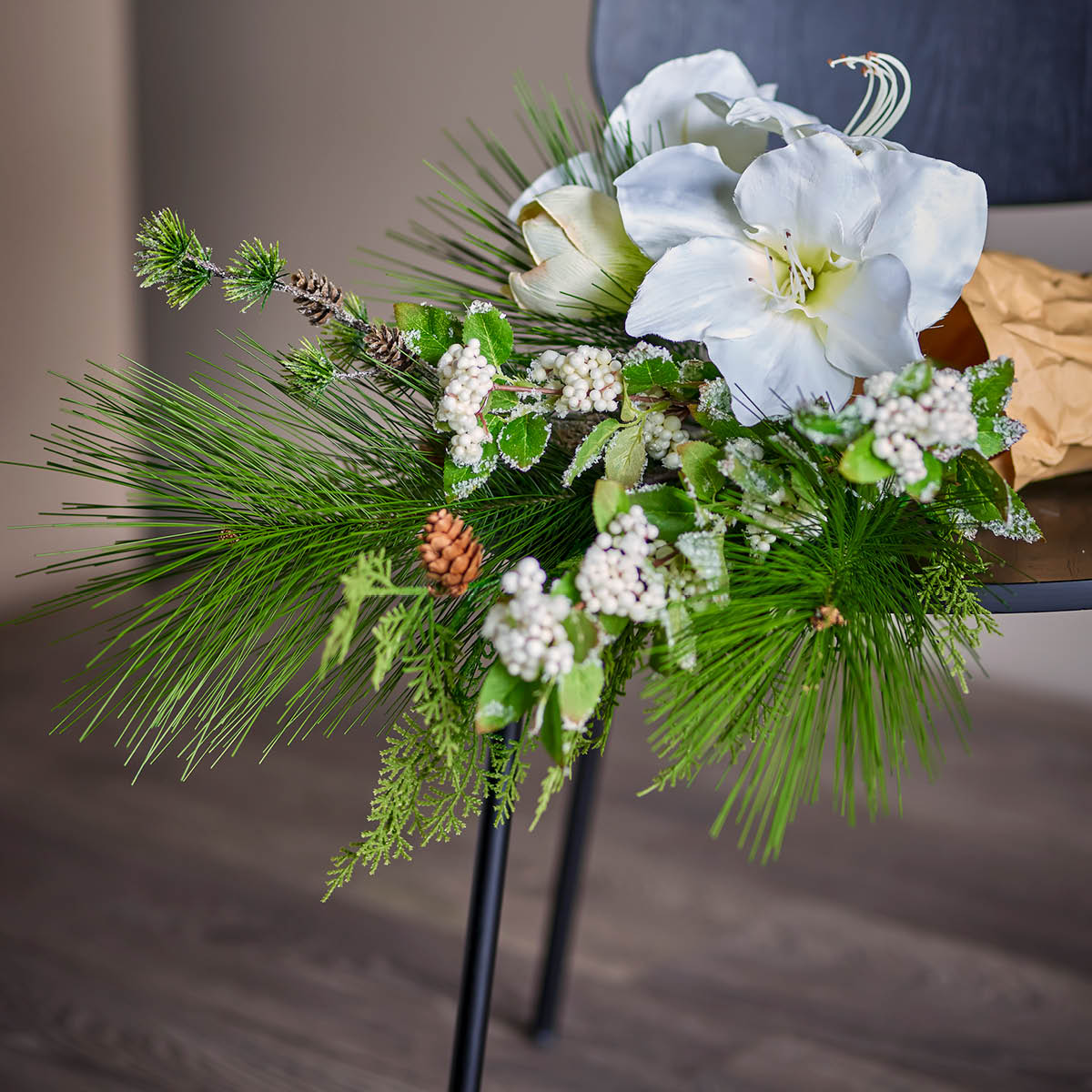 Bloomingville Kristin bukett konstblommor 105 cm vit