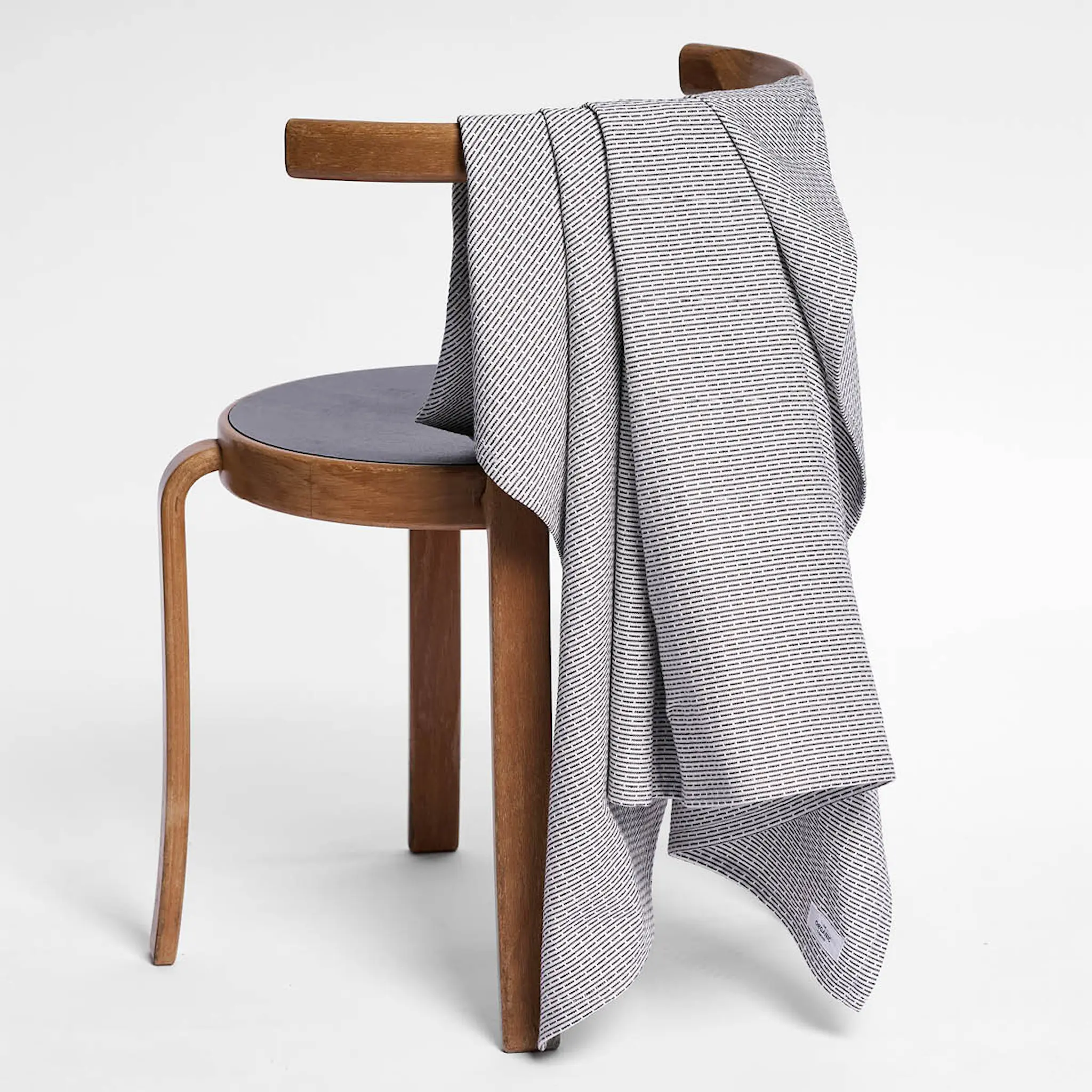 The Organic Company Wellness kylpypyyhe 165x110 cm evening grey