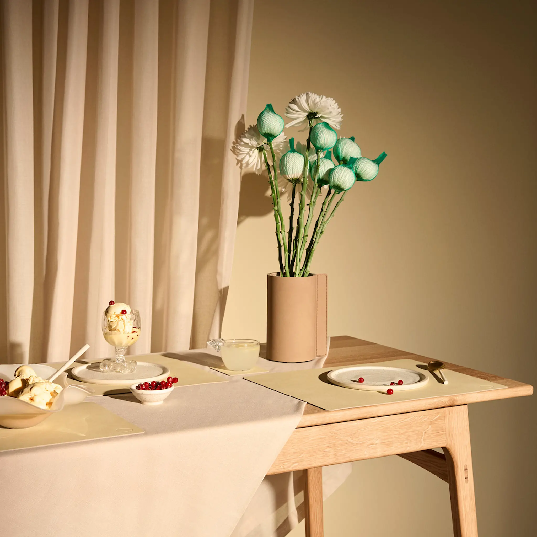 LIND DNA Nupo Square Bordstablett 35x45 cm Lemon Sorbet