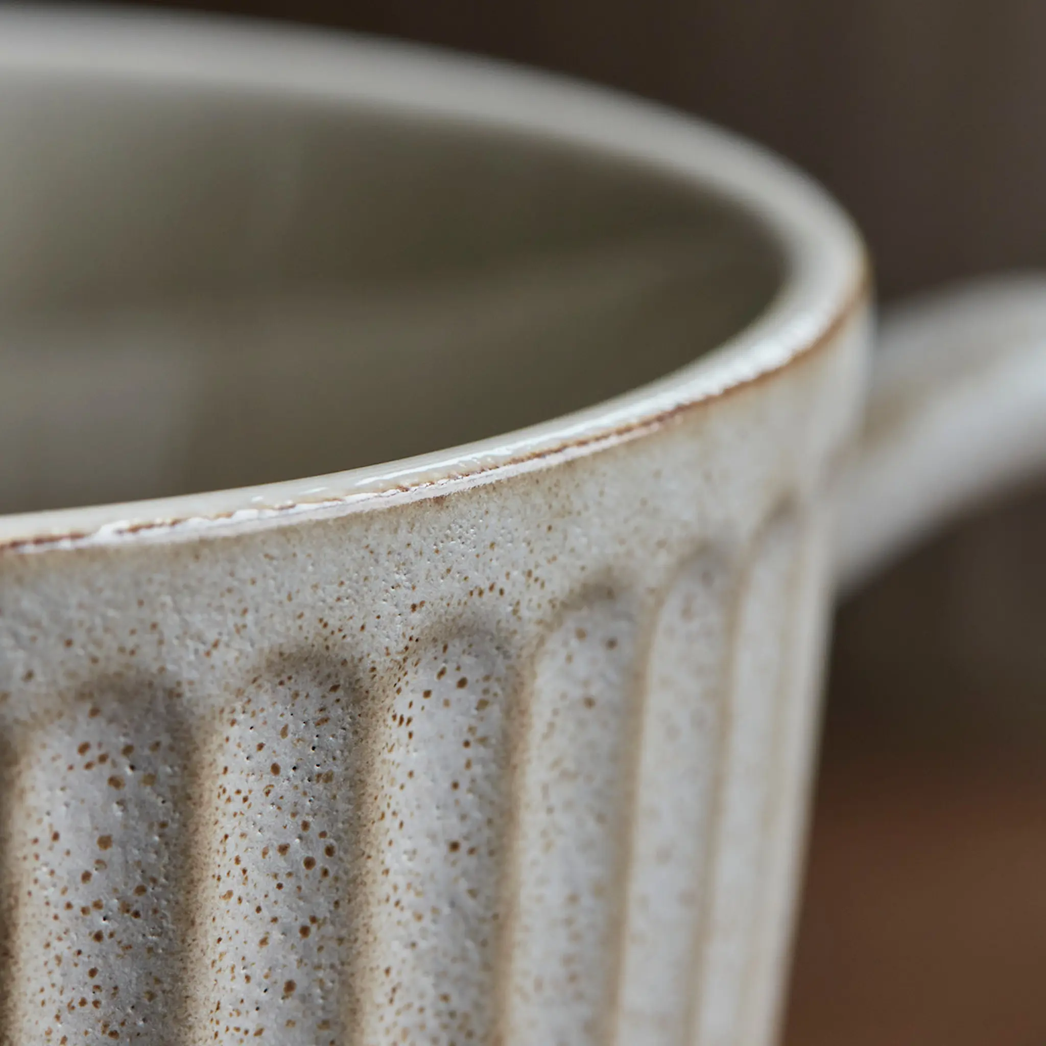 House Doctor Pleat Muki 9 cm Harmaa/Ruskea