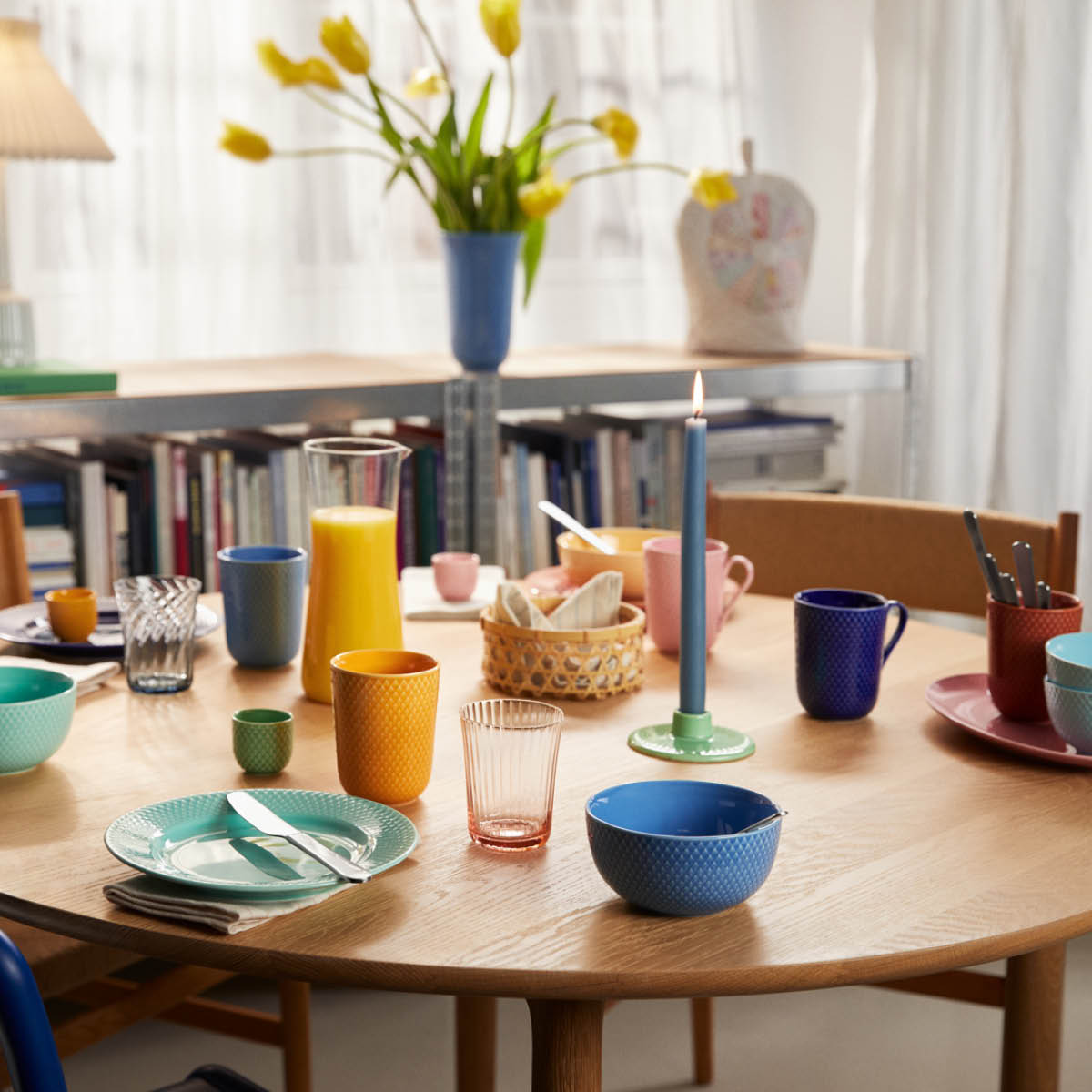 Lyngby Porcelæn Rhombe Color Muki korvalla 33 cl Tummansininen