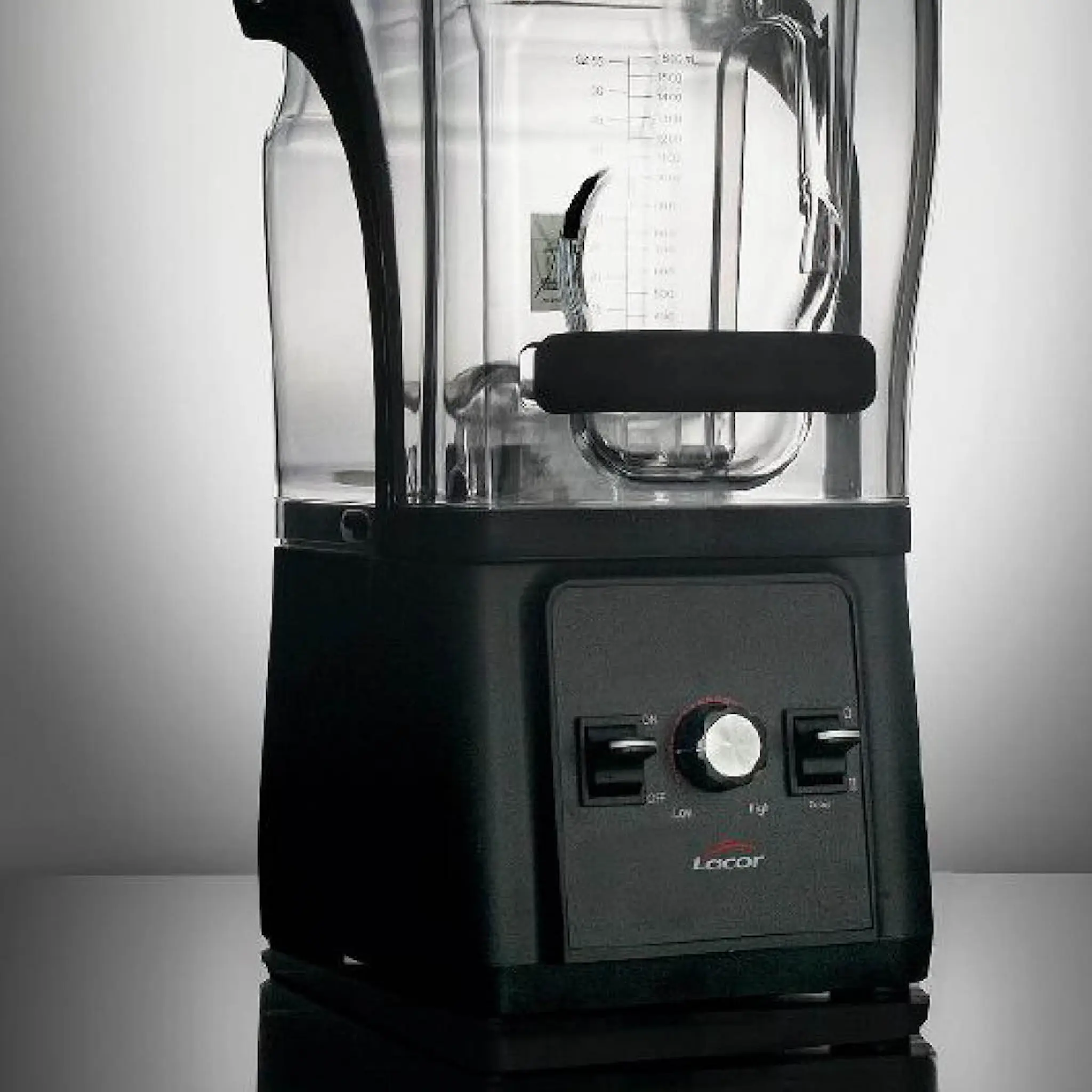 Lacor Tehosekoitin 1500 watt 1,8L Musta