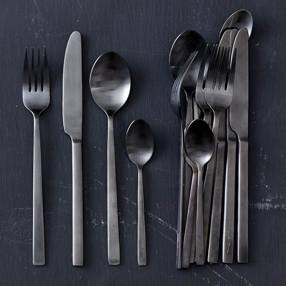 Bitz Bestikk 16 deler svart matt