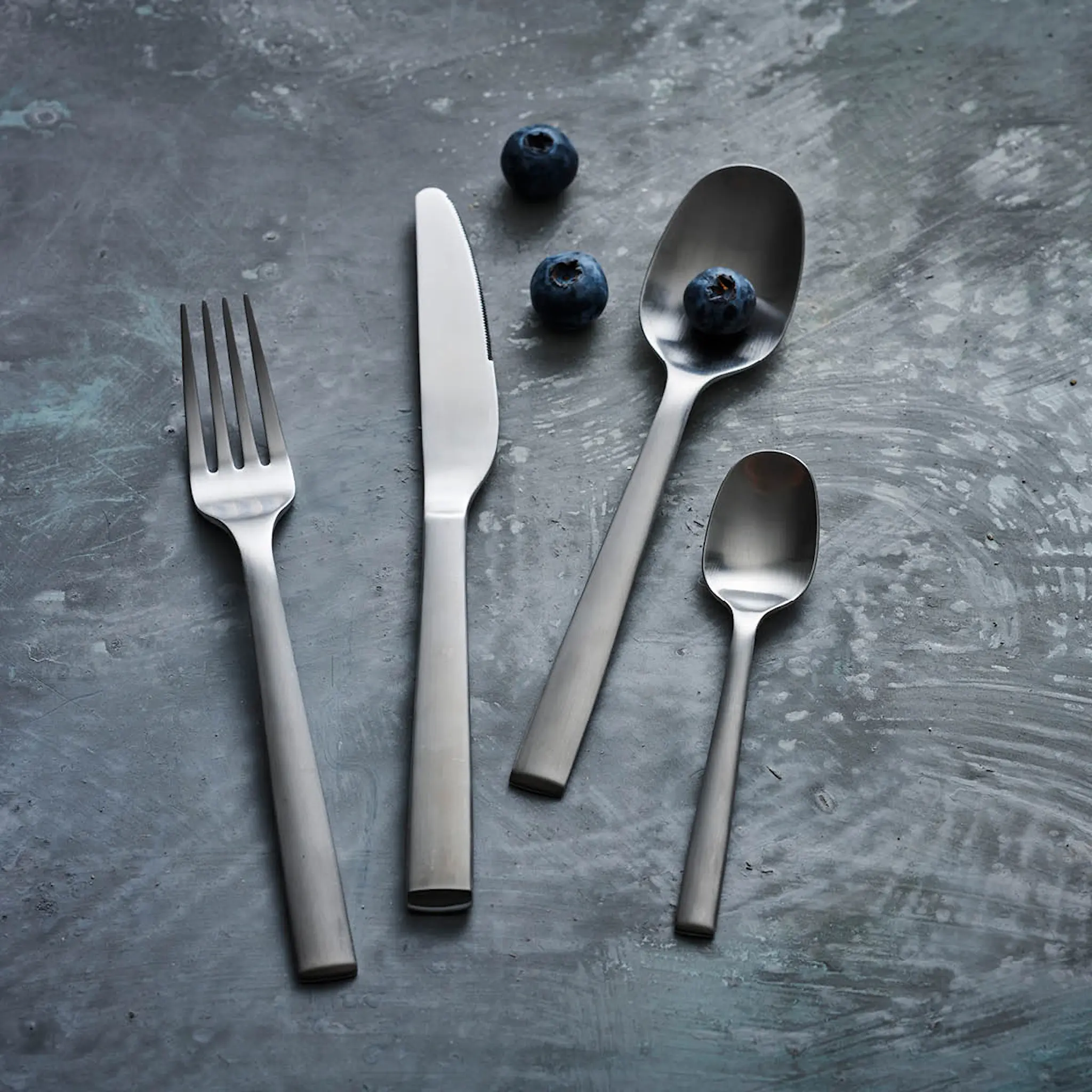 Modern House Edda Besticksett 48 Delar Borstat Stål