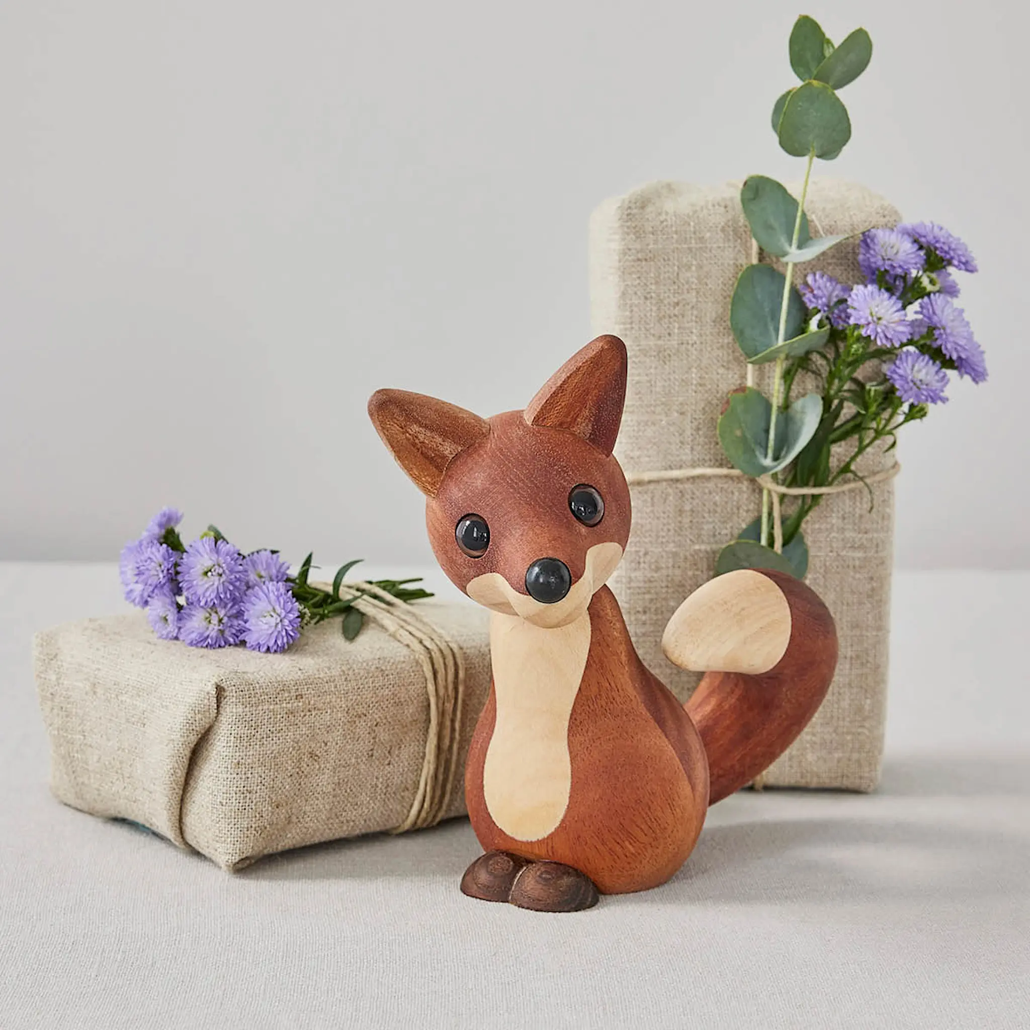 Spring Copenhagen Roxy Rev trefigur 10 cm mahogni