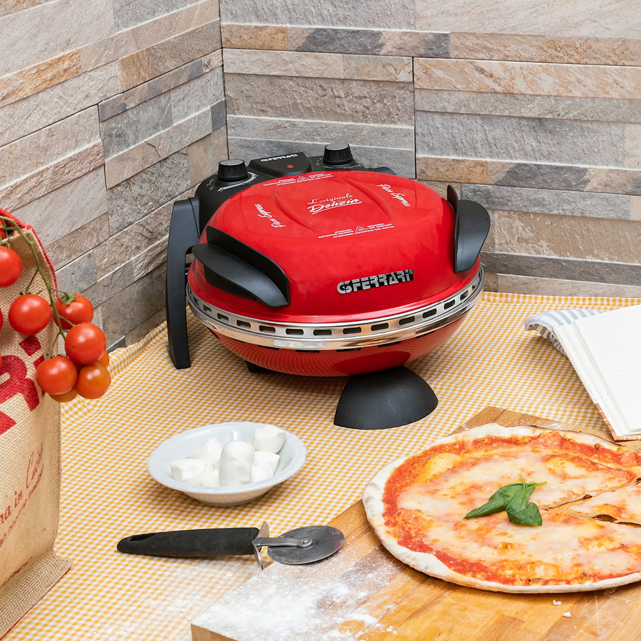 G3 Ferrari Pizzaugn Delizia röd