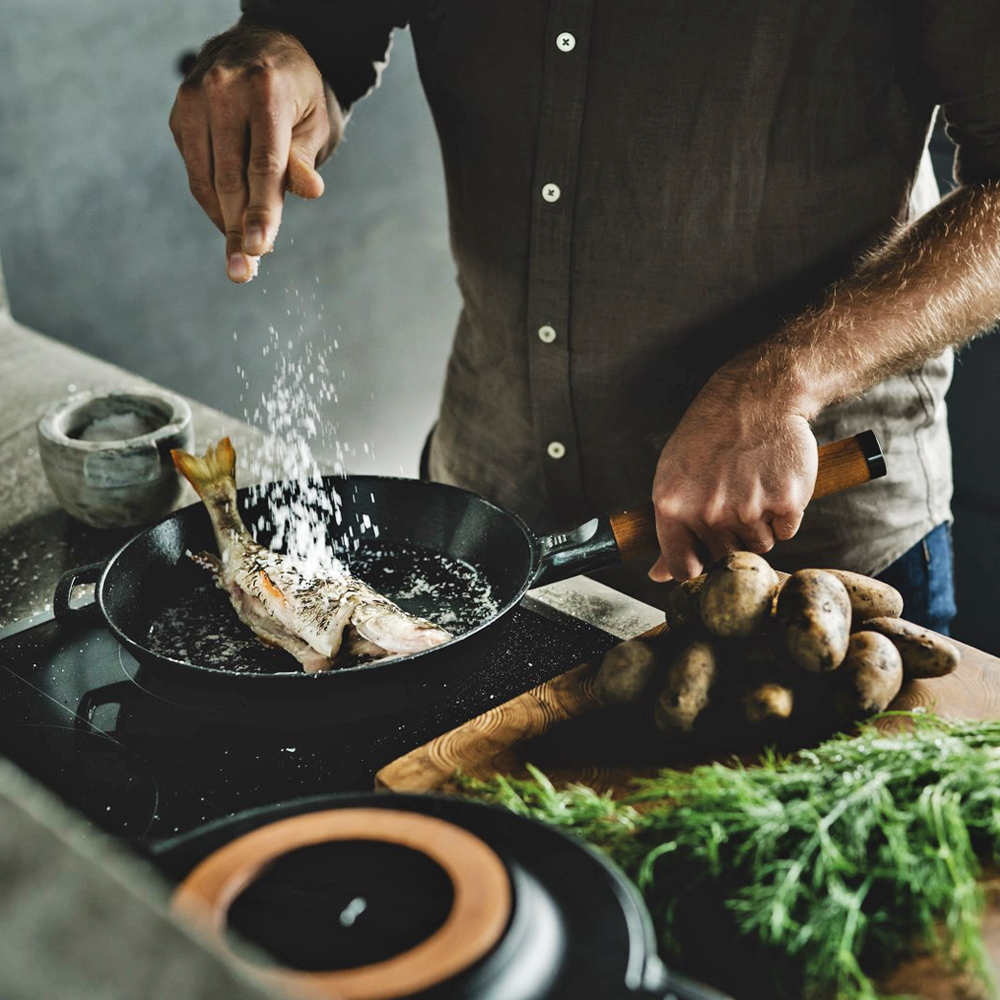 Fiskars Norden støpejernpanne 28 cm