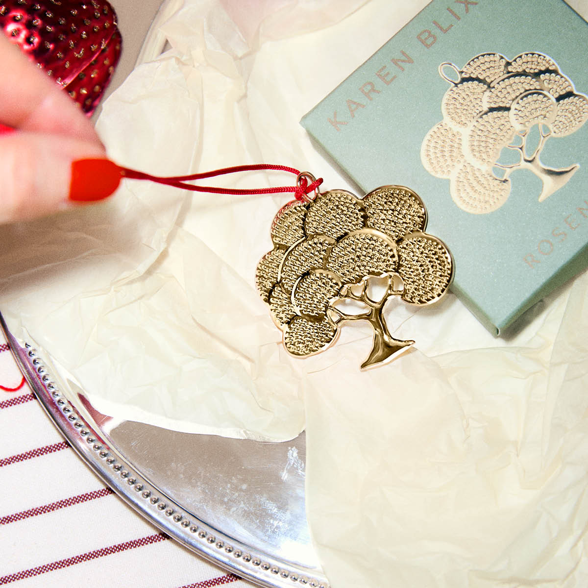 Rosendahl Karen Blixen ornament 6,5 cm Karen's Oak guld