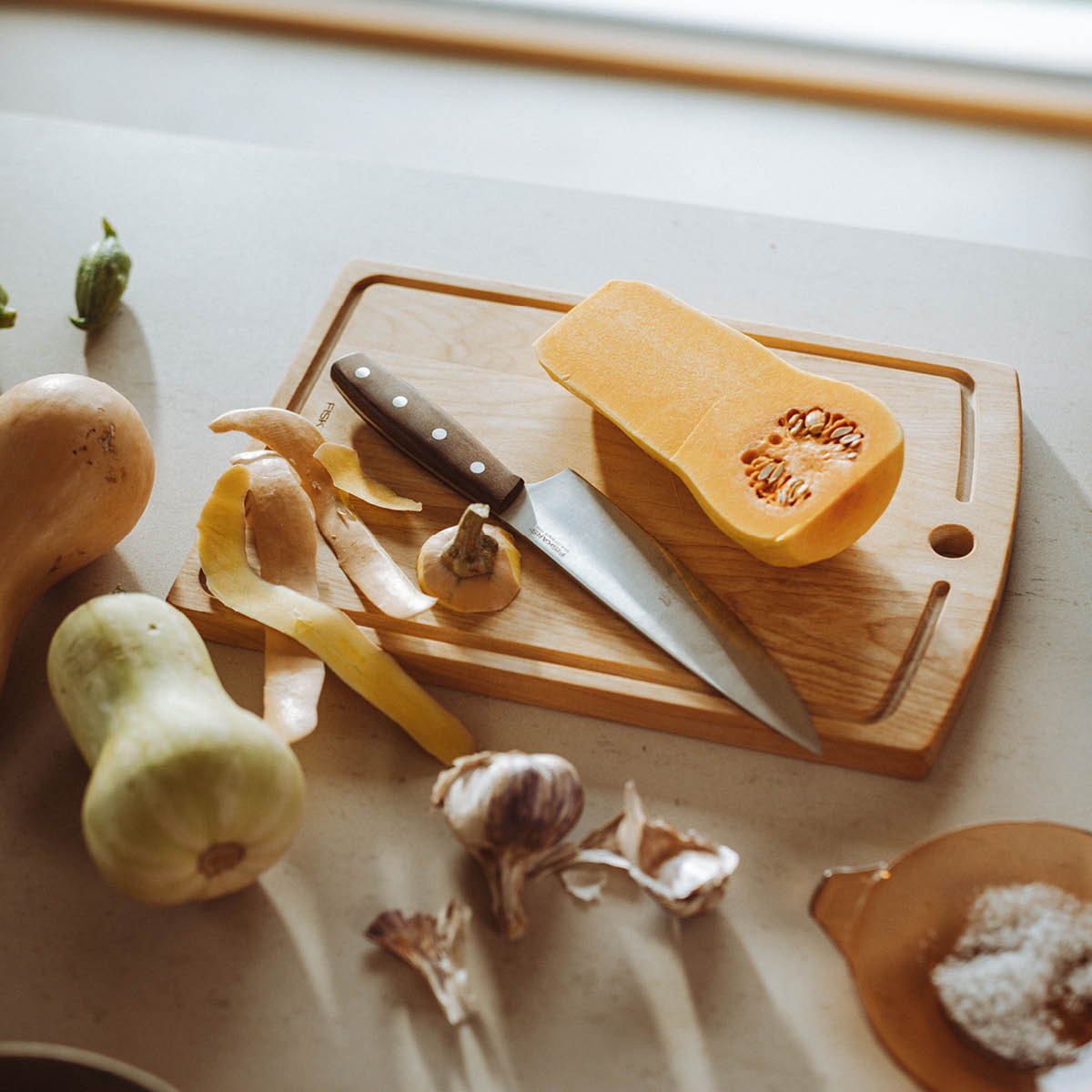 Fiskars Folken kokkekniv 20 cm tre/stål