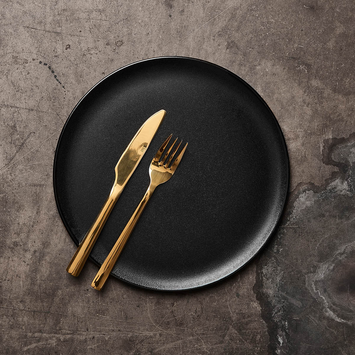 Aida Raw Lautanen 28 cm 4 kpl Titanium Black