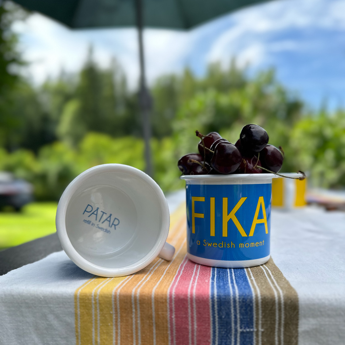 Citronelles Fika Emaljekopp 30 cl moment gul/blå