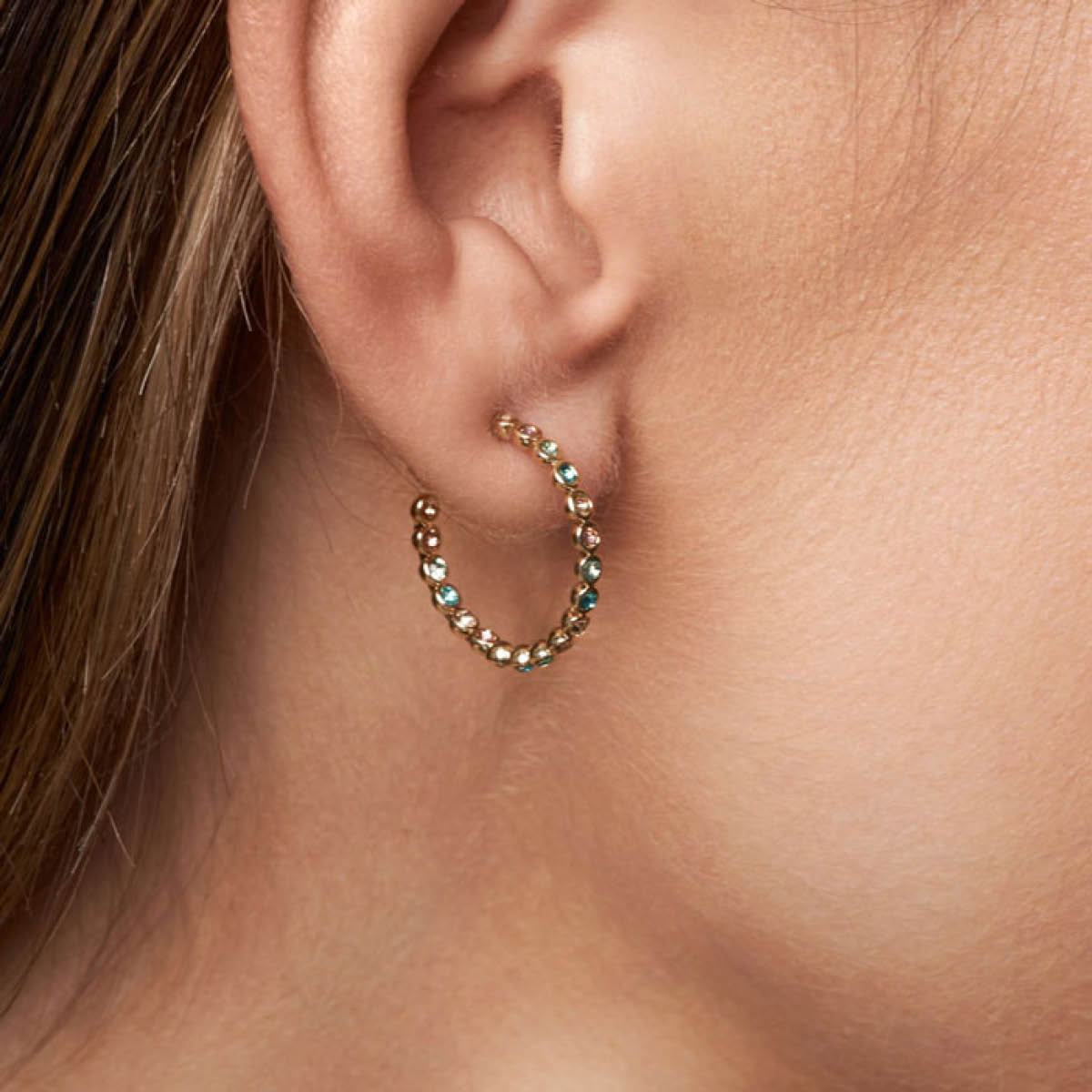 A&C Oslo AS Vibrance örhängen guld/multi