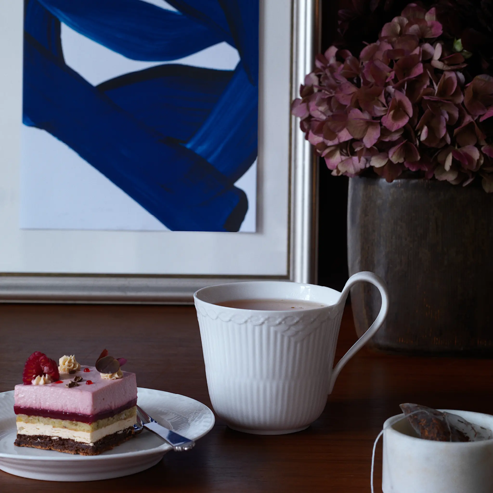 Royal Copenhagen White Fluted Half Lace Kuppi 33 cl Korkea korva