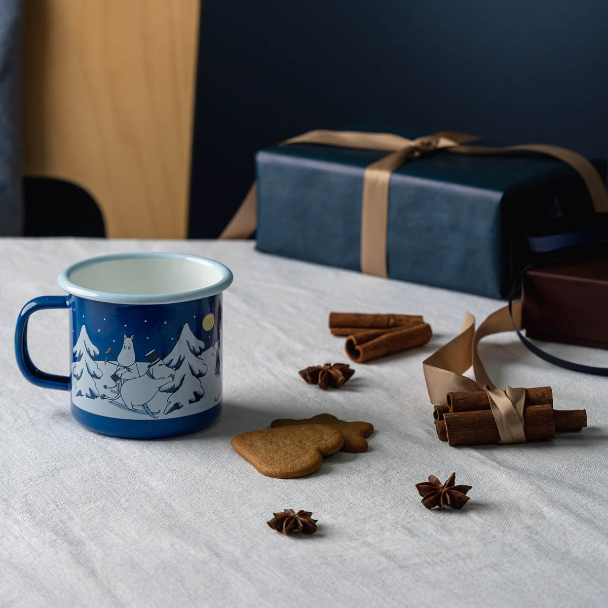 Muurla Mumin emaljmugg 37 cl Stjärnklar natt blå