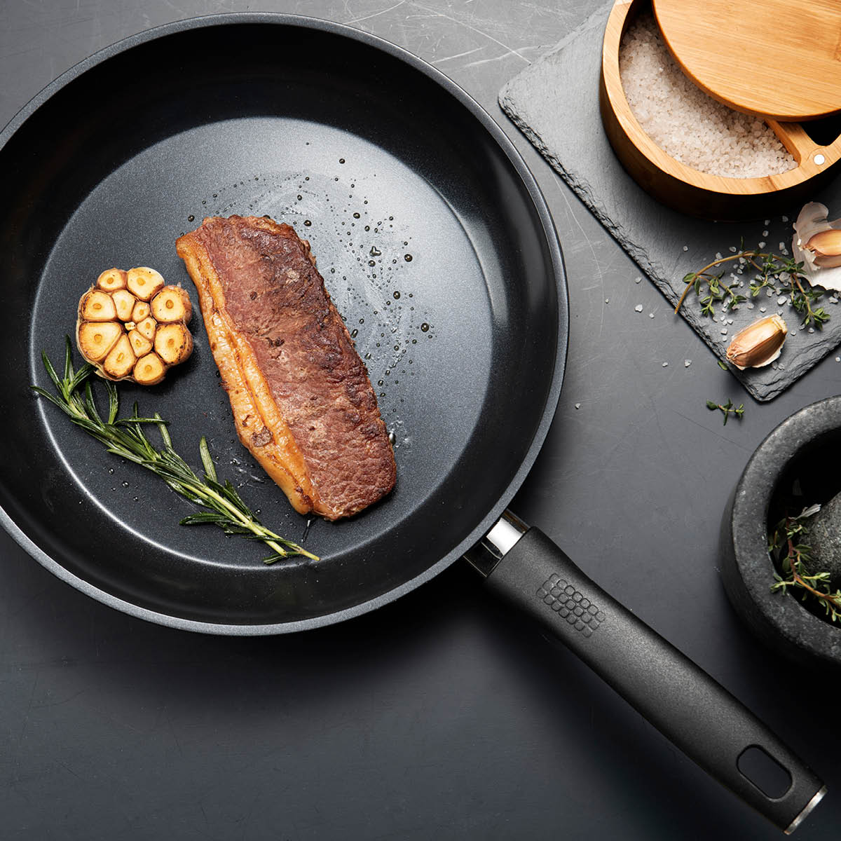 Modern House Kitchen Essentials Stekpanna 28 cm Svart