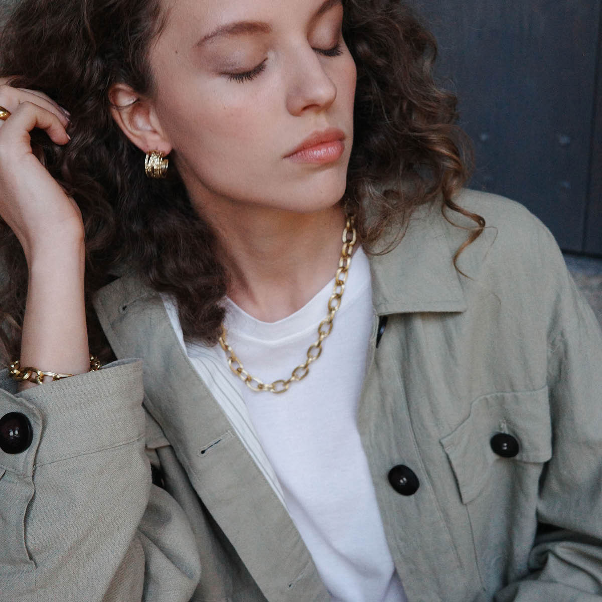 A&C Oslo AS Steel - Satin örhängen breda guld