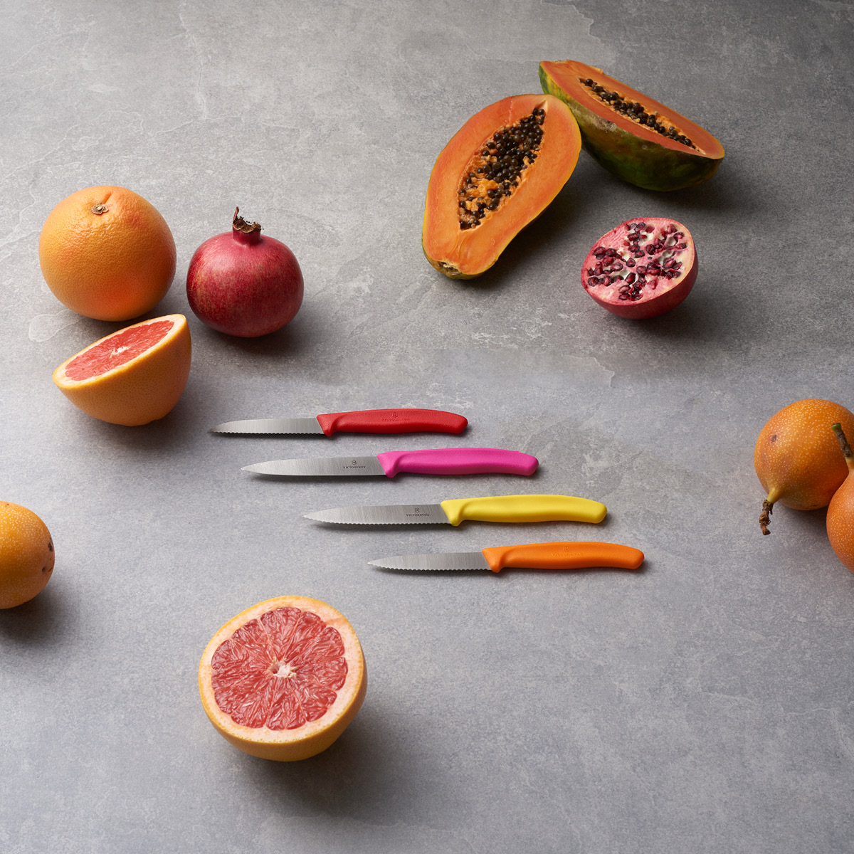 Victorinox Swiss Classic grönsakskniv 10 cm vågigt blad gul