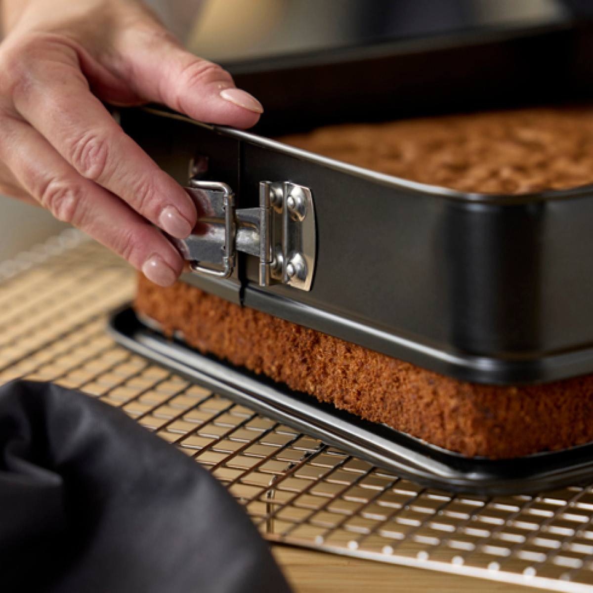 Blomsterberg Springform kvadratisk 24x24x6 cm rustfritt stål