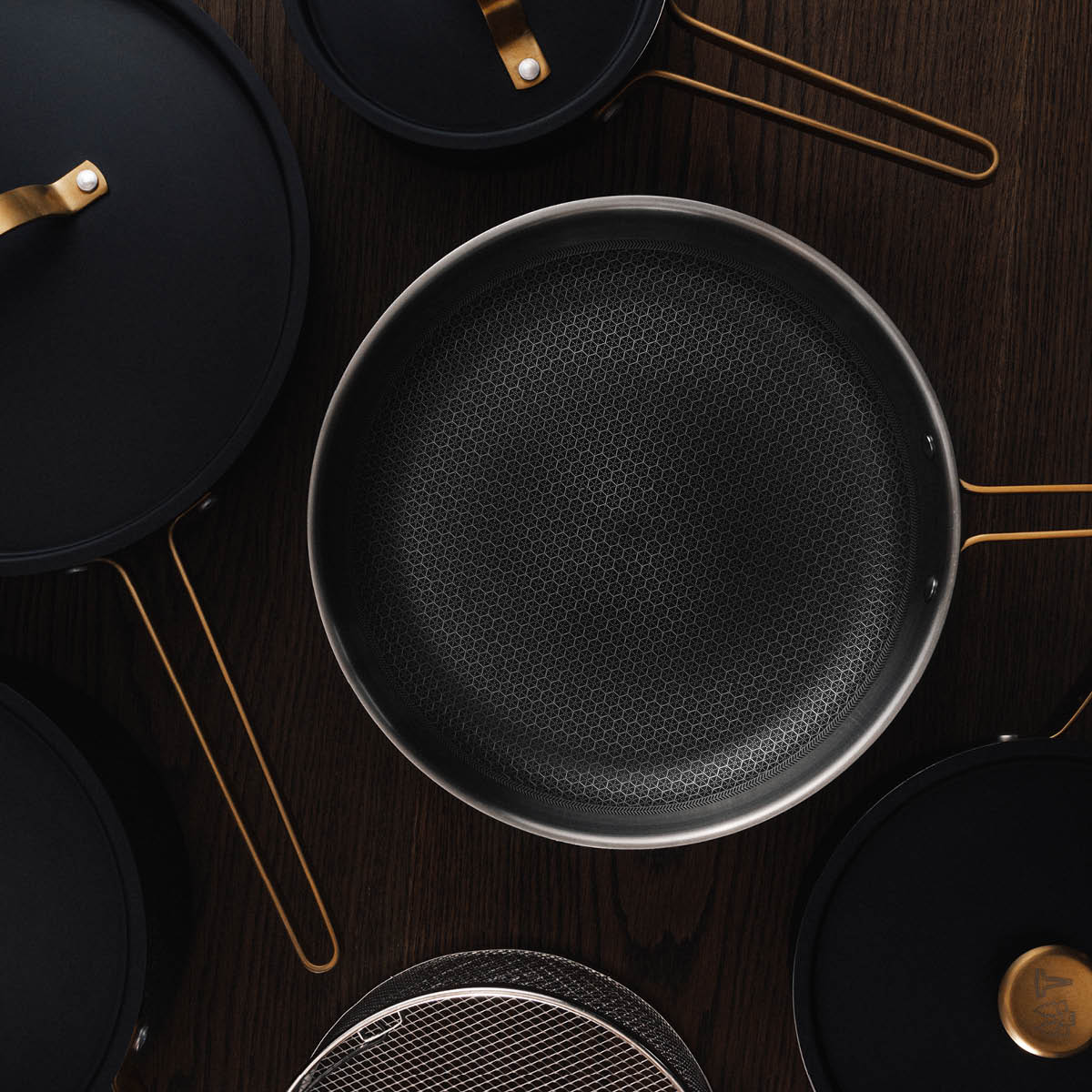 Vargen & Thor Arvet XL grytset 6 delar svart/mässing