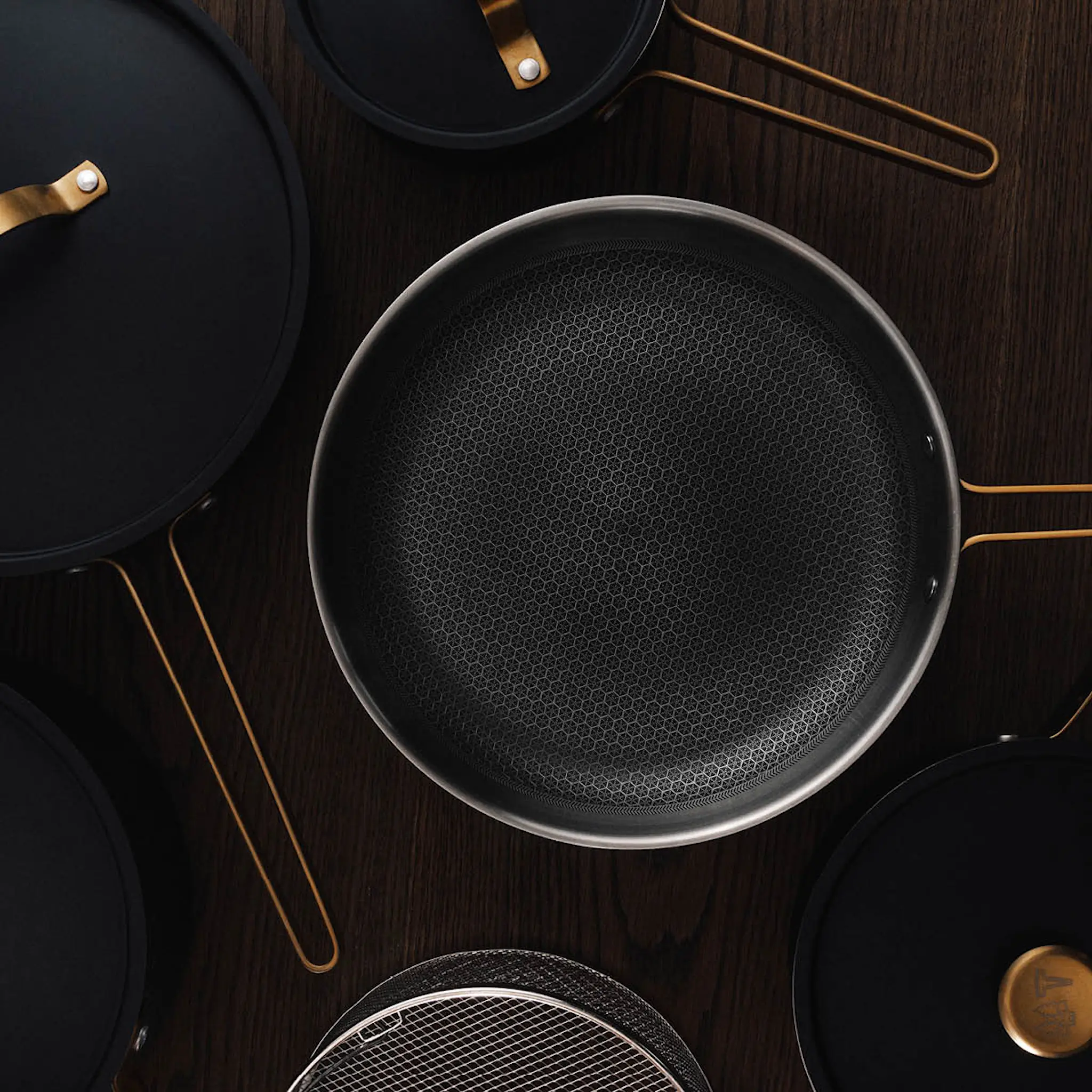 Vargen & Thor Arvet XL grytset 6 delar svart/mässing