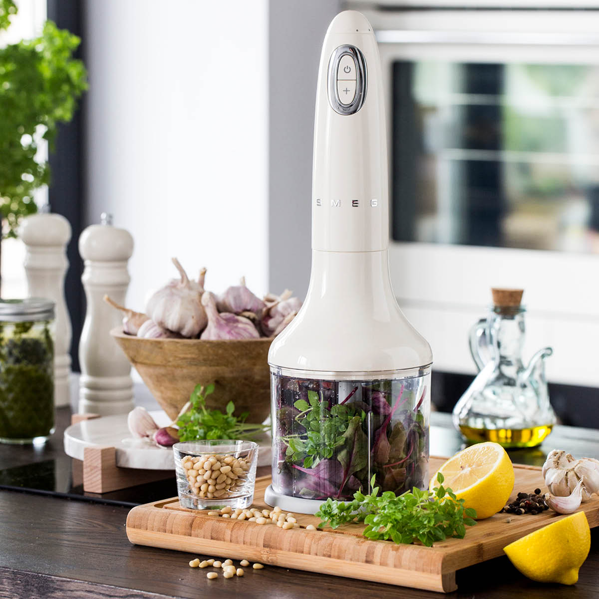 Smeg Smeg stavmixer med tillbehör HBF00 creme