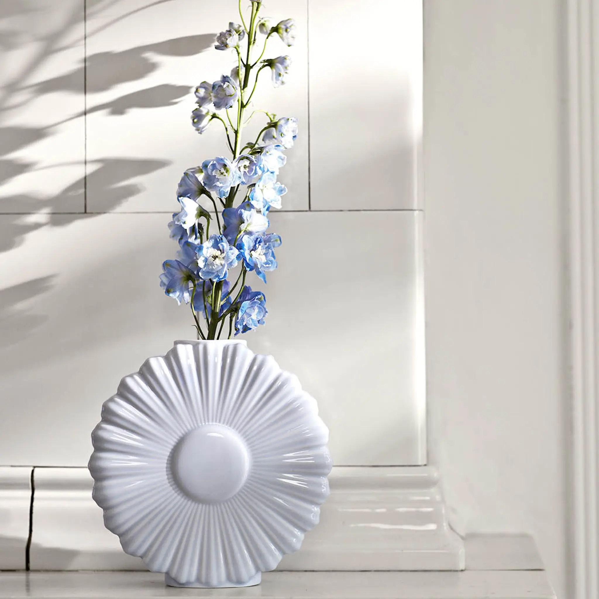 Lyngby Porcelæn Flower vas prästkrage 21 cm vit