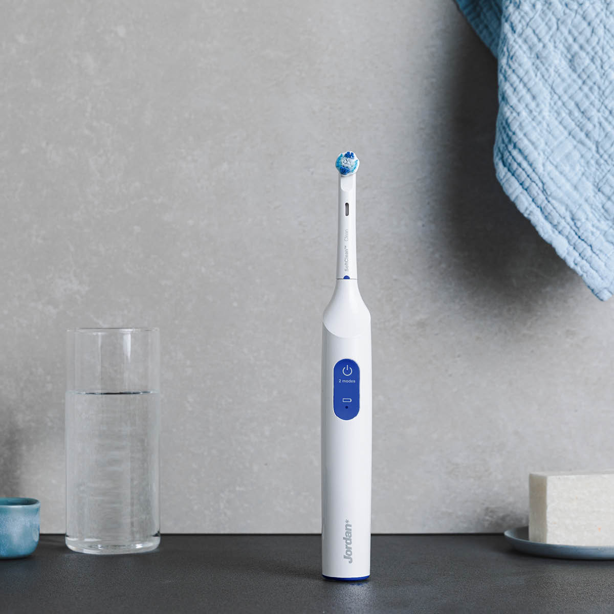 Jordan Clean Smile eltandborste TB-200B vit