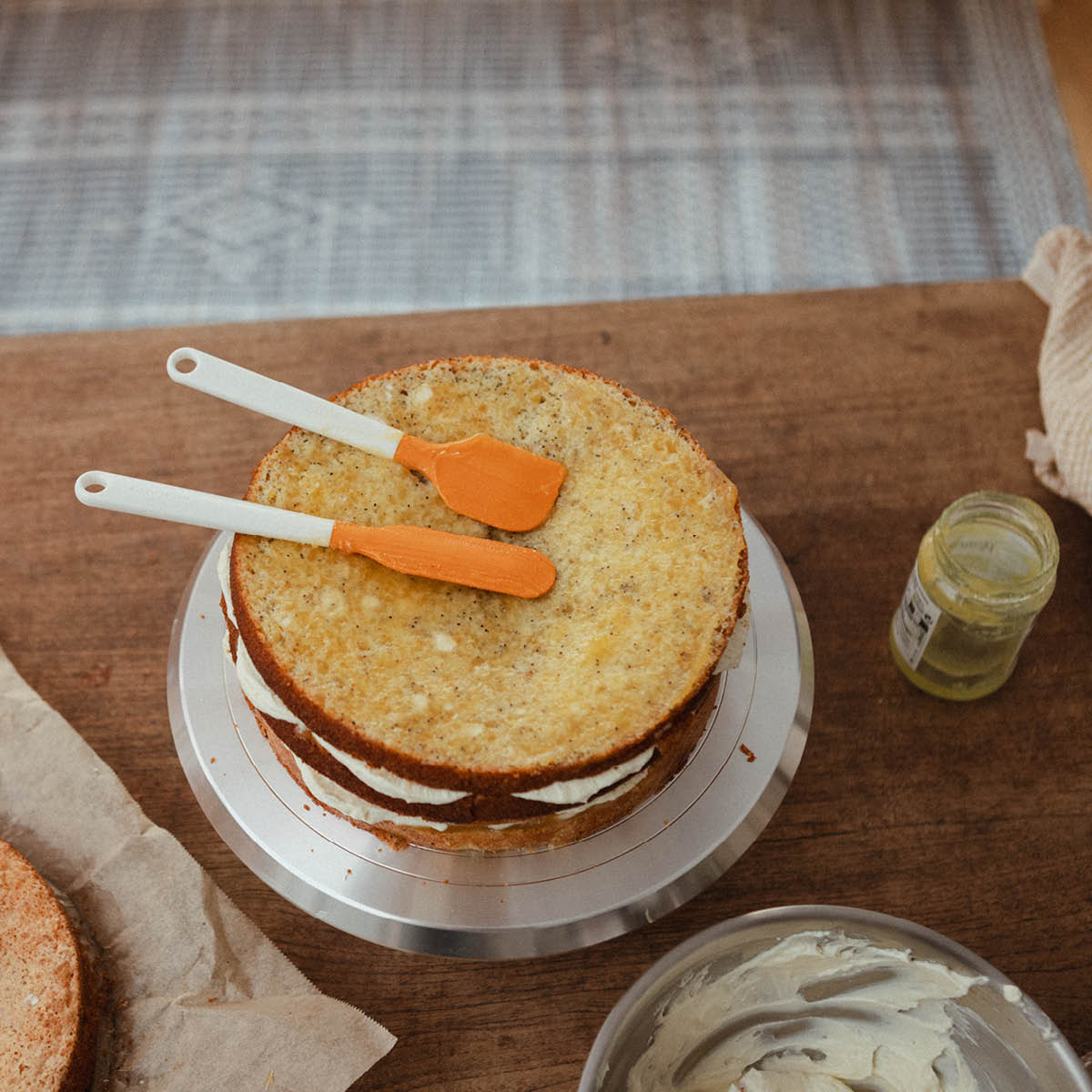 Fiskars Functional Form liten slikkepott og smørkniv hvit/orange