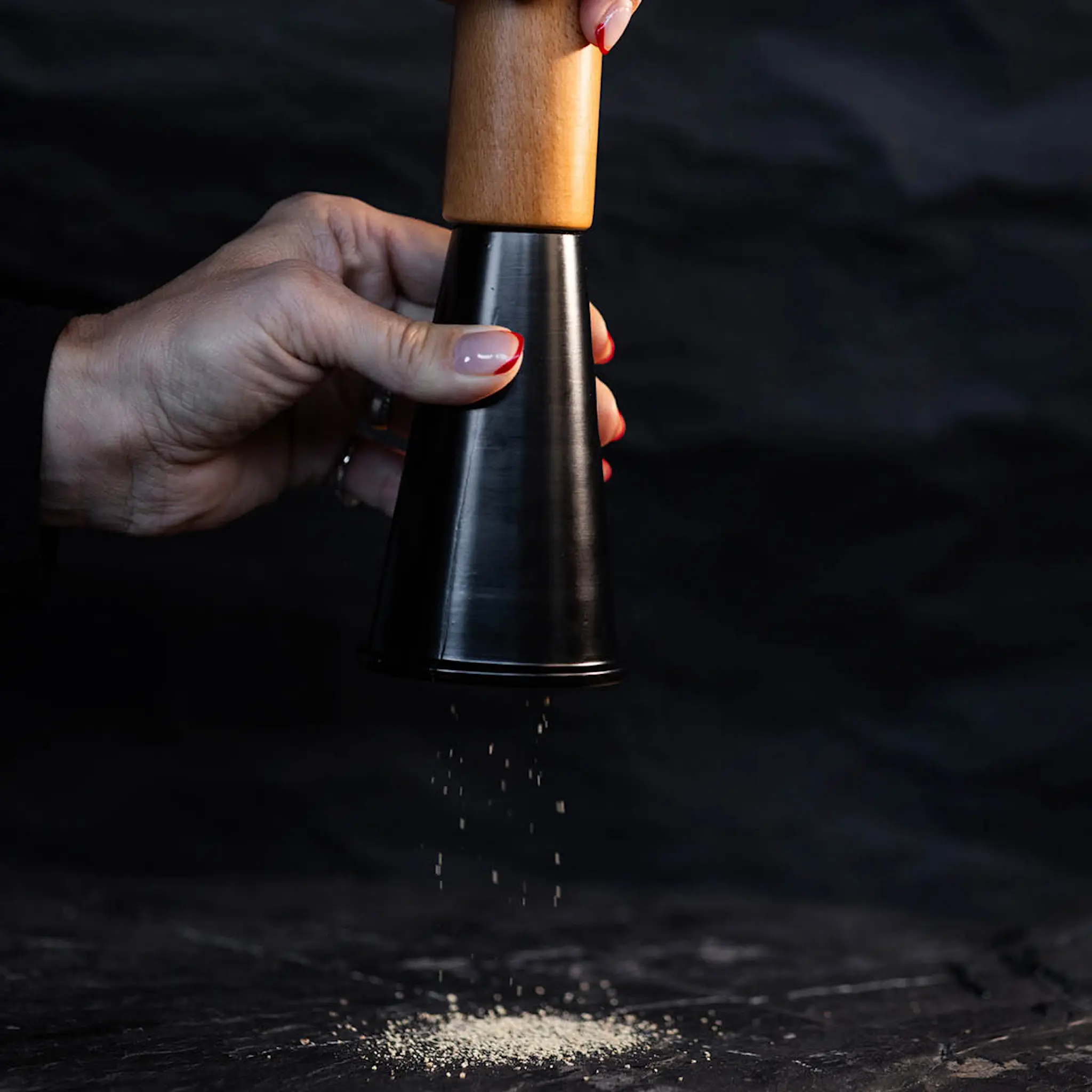 Sagaform Gurken salt- og pepperkvern 20,5 cm svart/brun