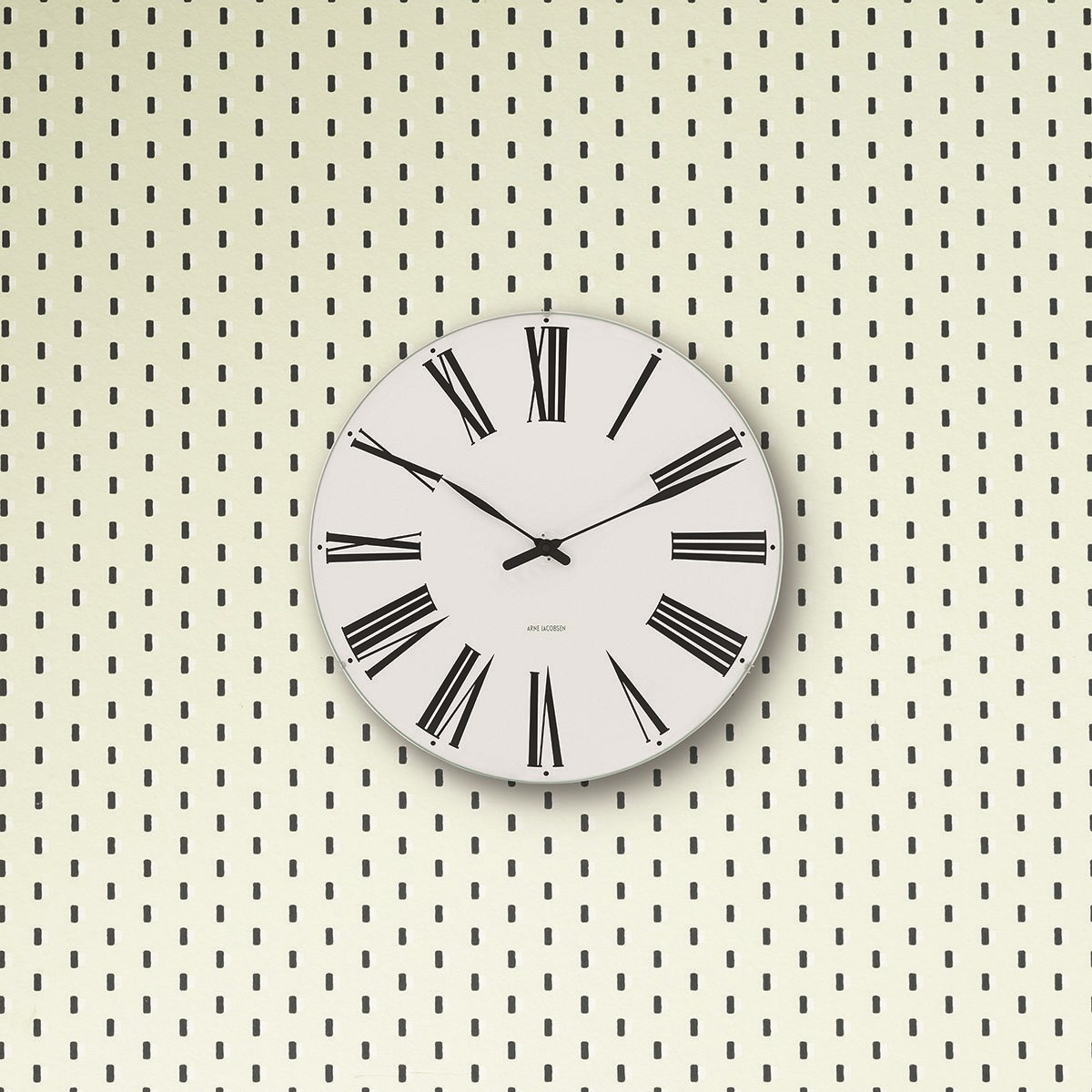 Arne Jacobsen Roman Väggur 16 cm Vit