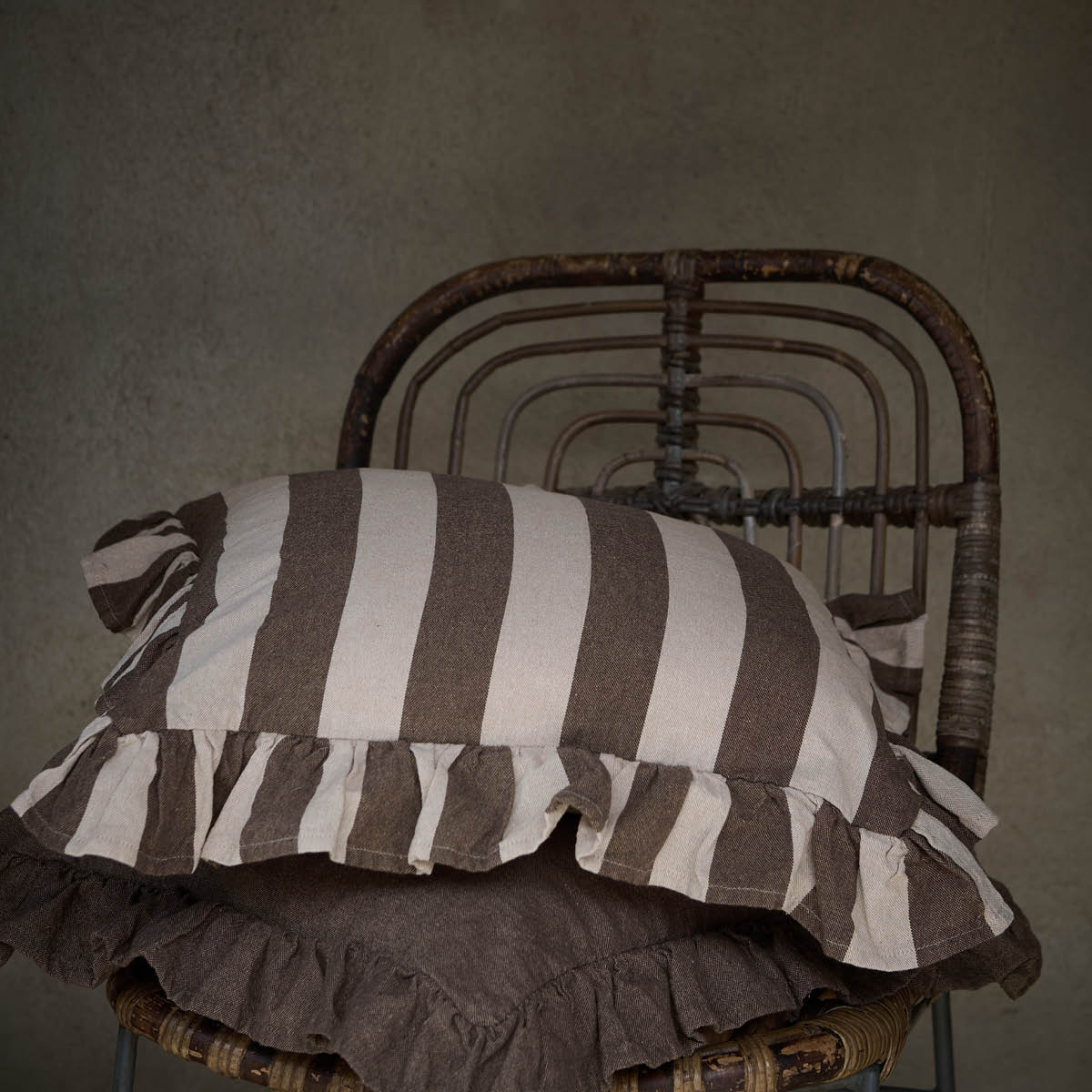 Fondaco Amalia kuddfodral 48x48 cm nougat