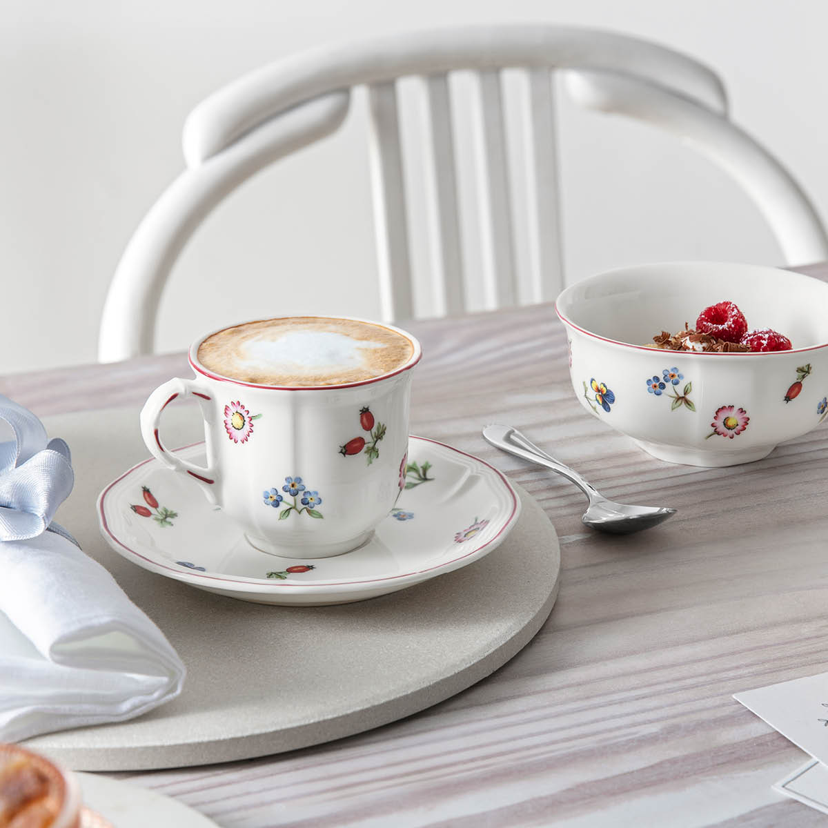 Villeroy & Boch Petite Fleur fat til tekopp och kaffekopp