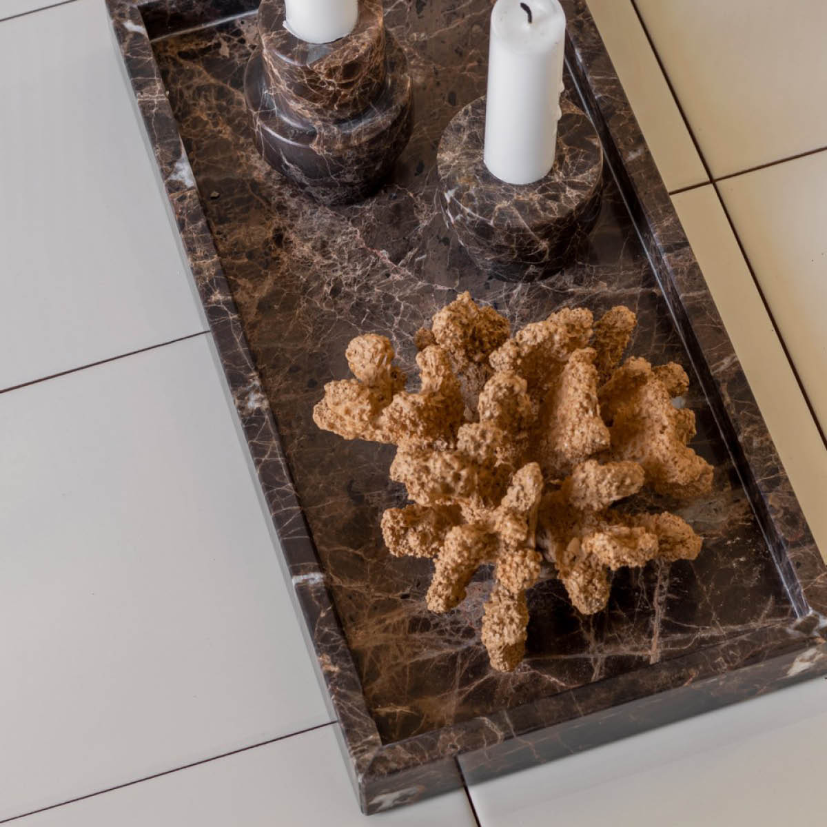Mette Ditmer Marble dekorationsbricka 31x16 cm brun