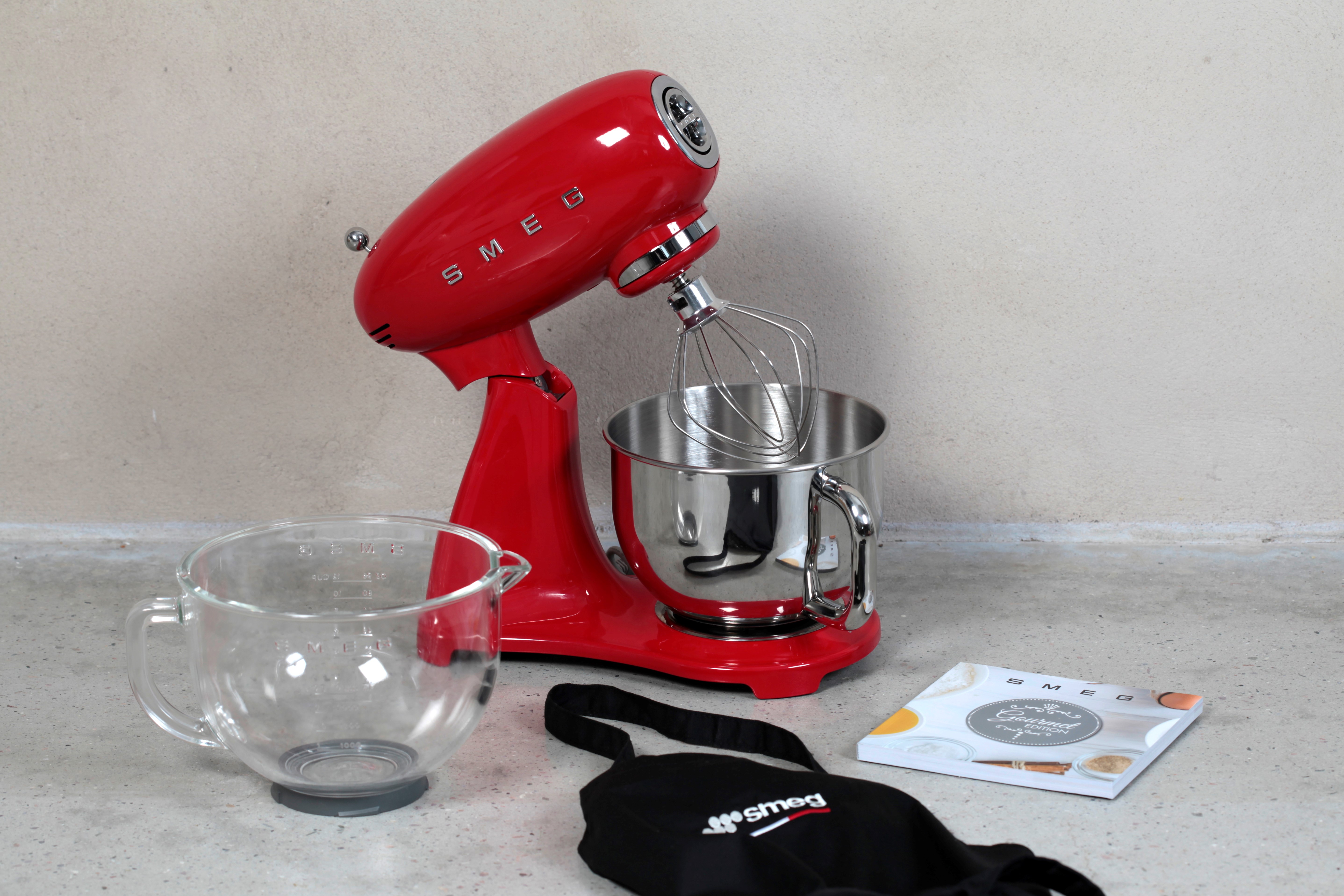 Smeg Kjøkkenmaskin SMF43RDIT 4,8L rød med glasskål
