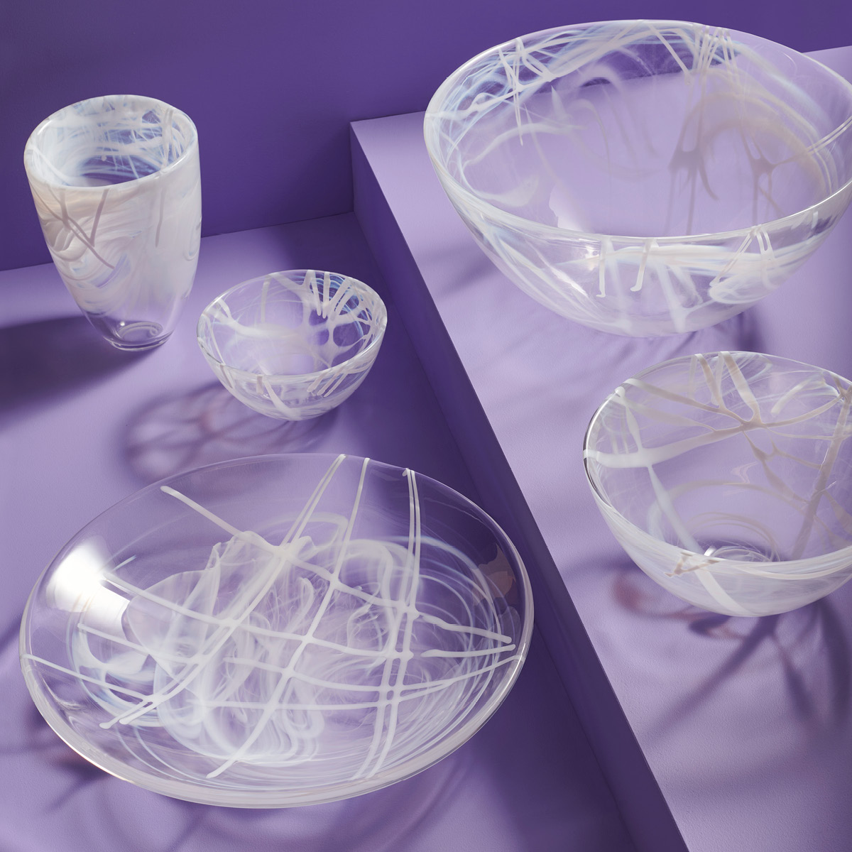 Kosta Boda Contrast vas 20 cm hvit/hvit