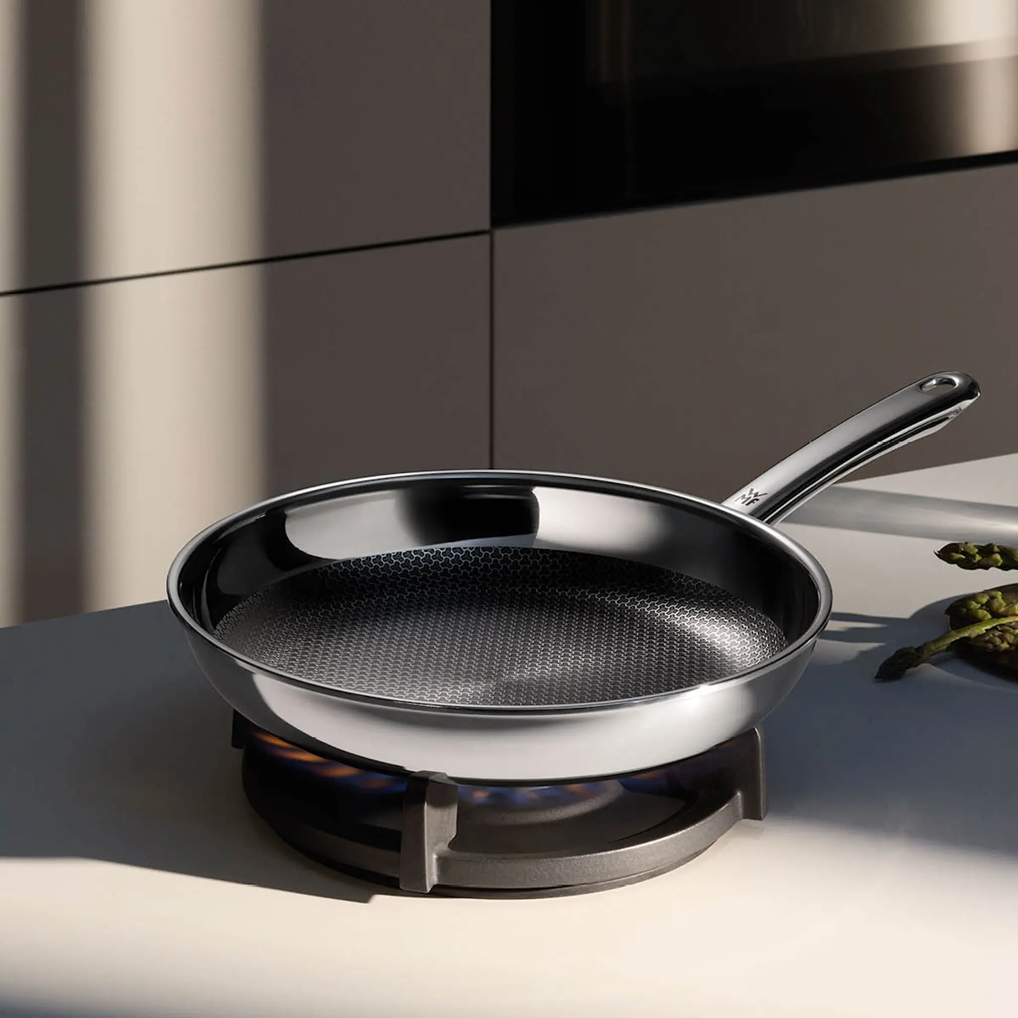 WMF Profi Resist stekepanne 24 cm