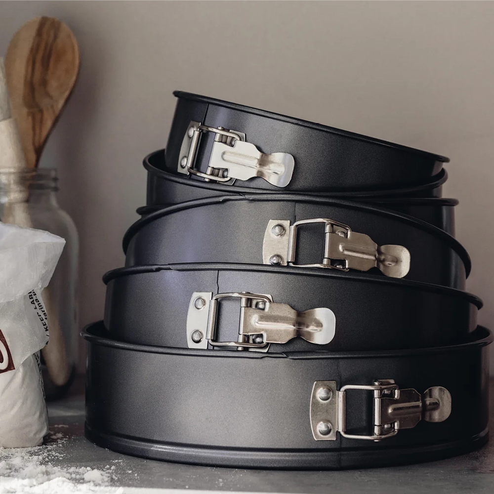 Heirol Springform 22 cm Svart