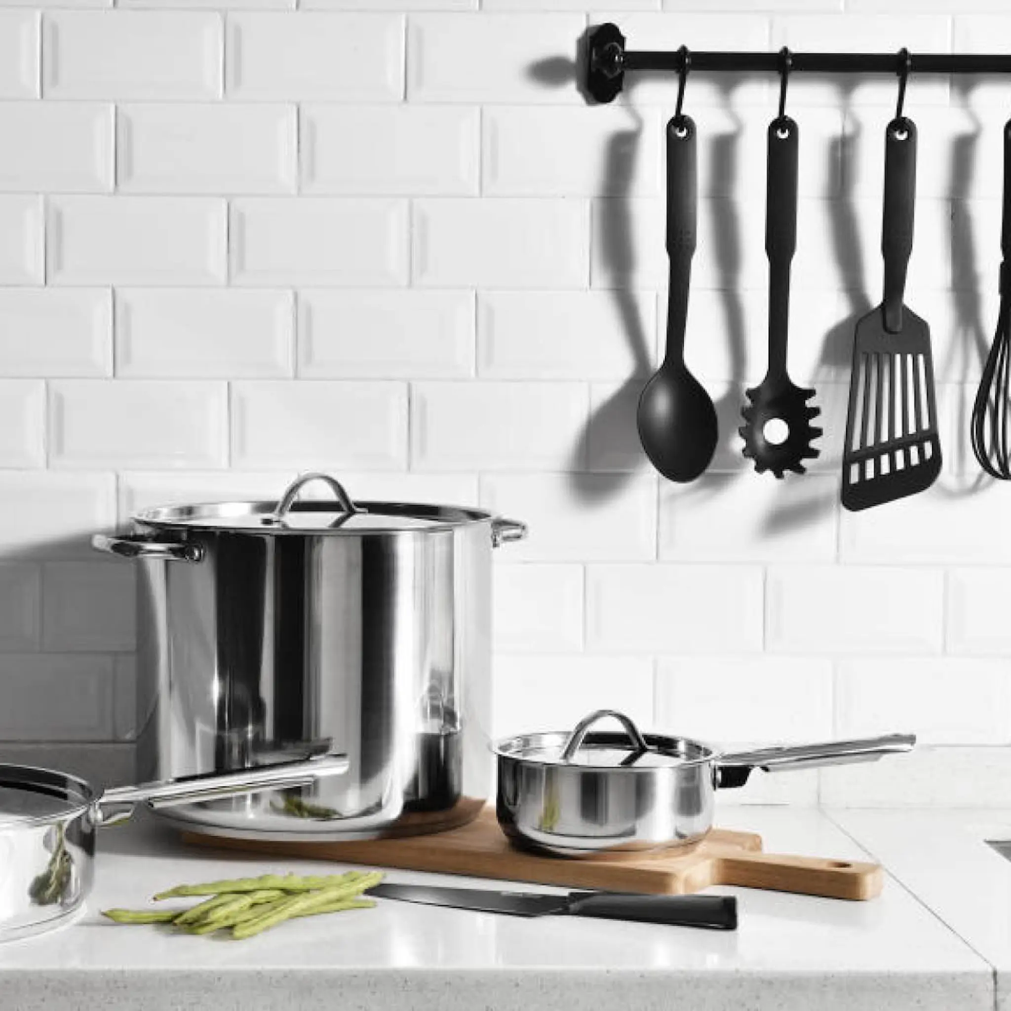Modern House Rix Spagettislev 29 cm Nylon Svart