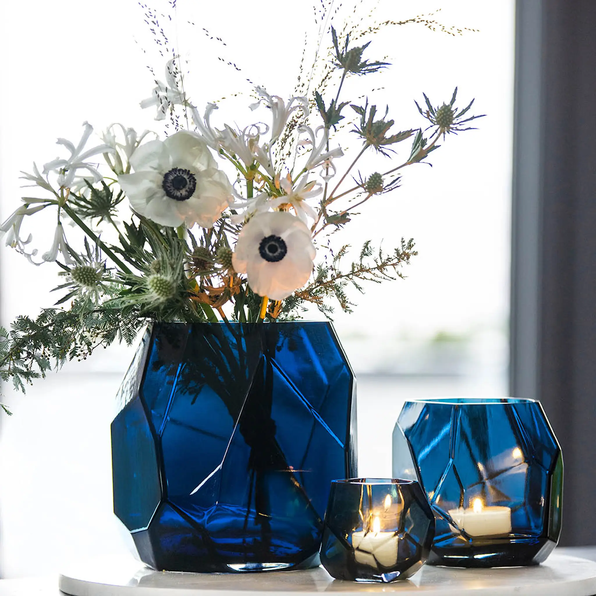 Magnor Iglo Ljuslykta / Vas 15 cm Royal Blue
