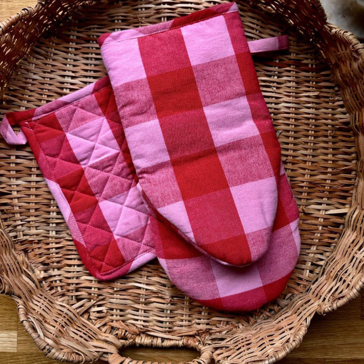 Midnatt Paola grytvante 13x30 cm röd/rosa